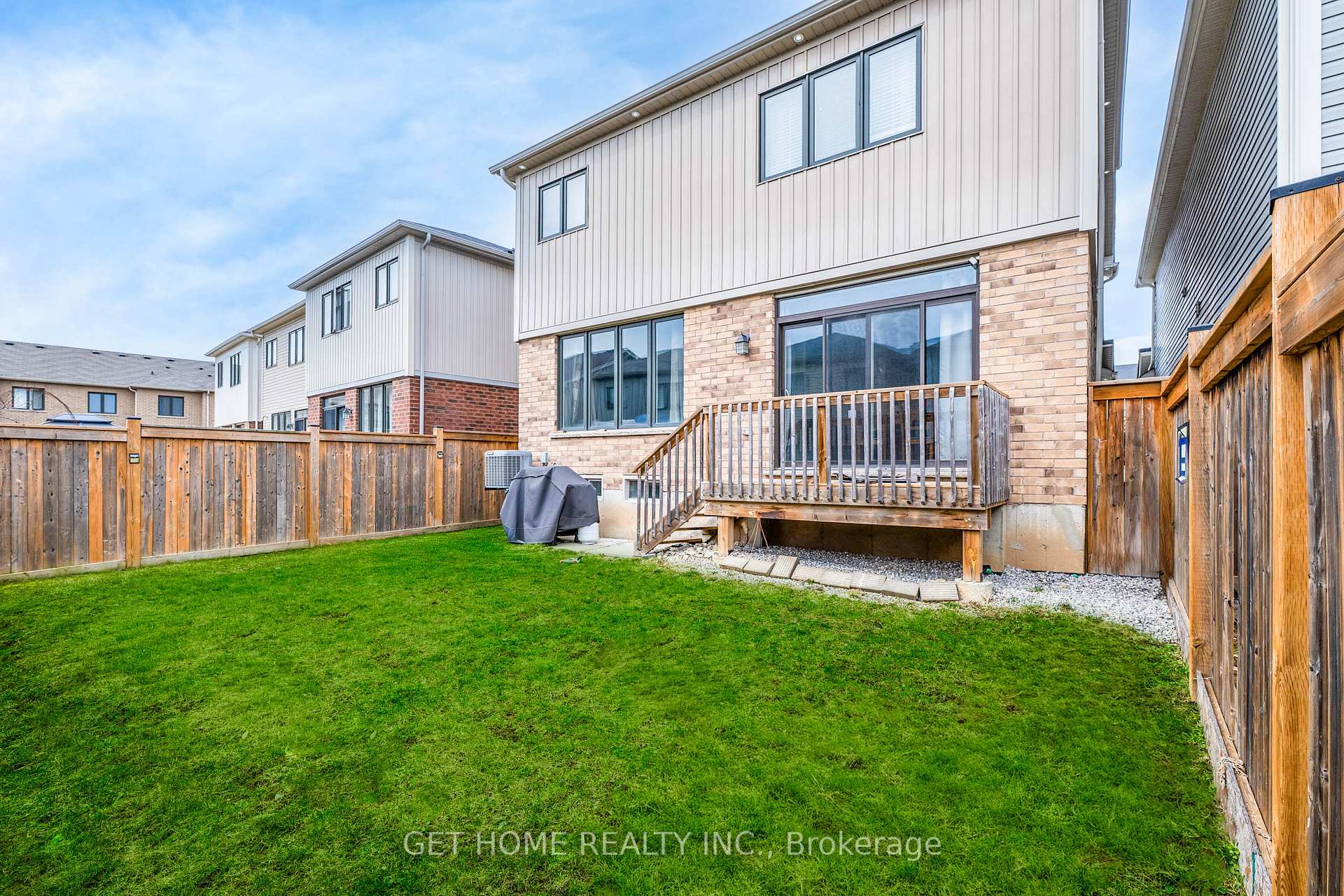 Photo 31 of 22 Kelso Drive, Haldimand — HOMEH