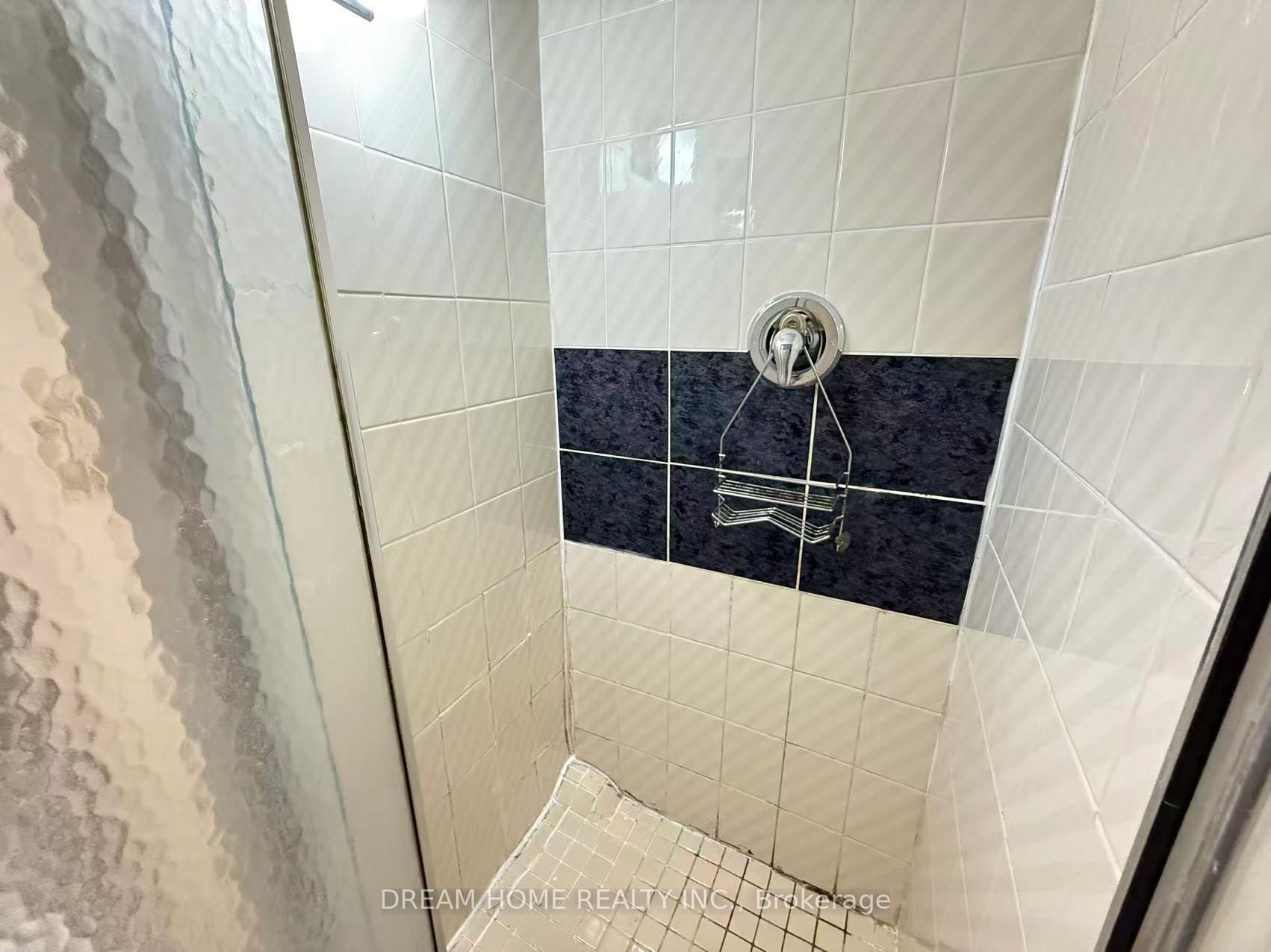 Photo 15 of 92 Rainier Square, Scarborough, L'Amoreaux — HOMEH