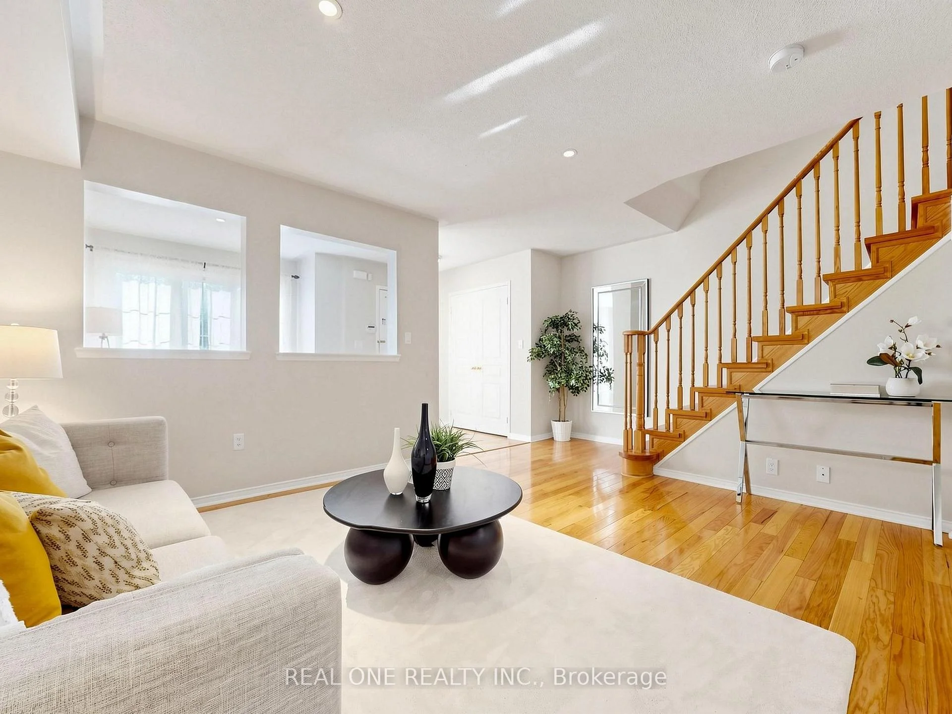 Photo 6 of 29 Rock Garden Street, Markham, Cornell — HOMEH