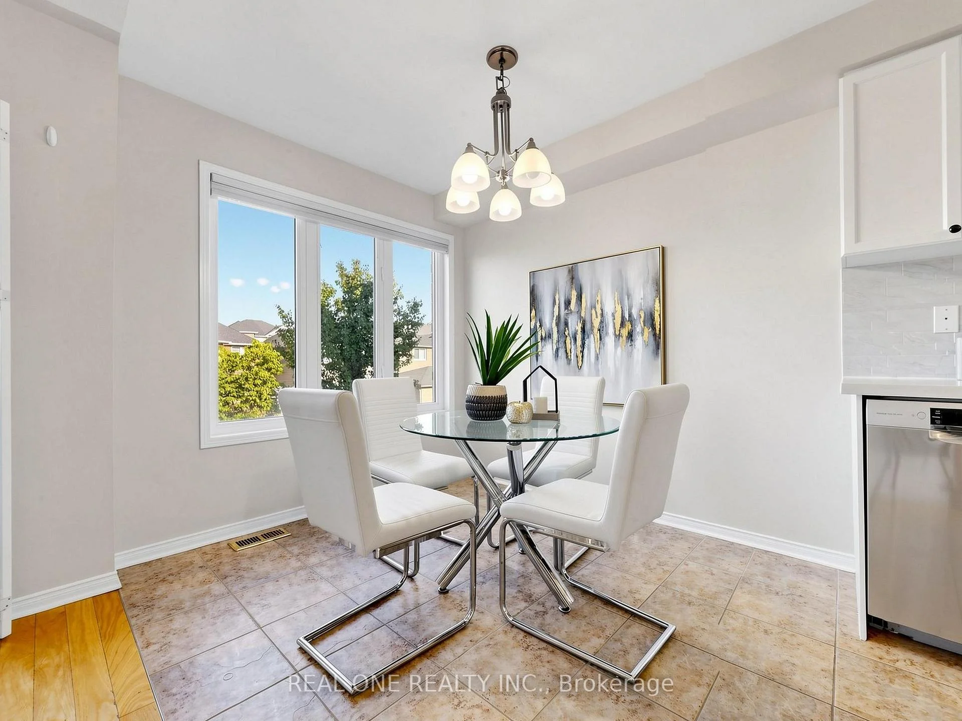 Photo 14 of 29 Rock Garden Street, Markham, Cornell — HOMEH