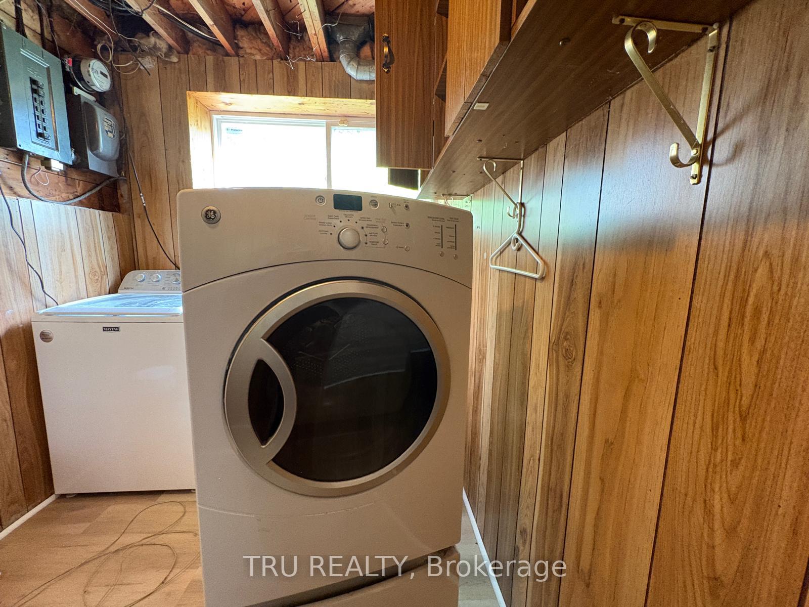 Photo 32 of 2417 Junction Avenue, Ottawa, Heron Park — HOMEH