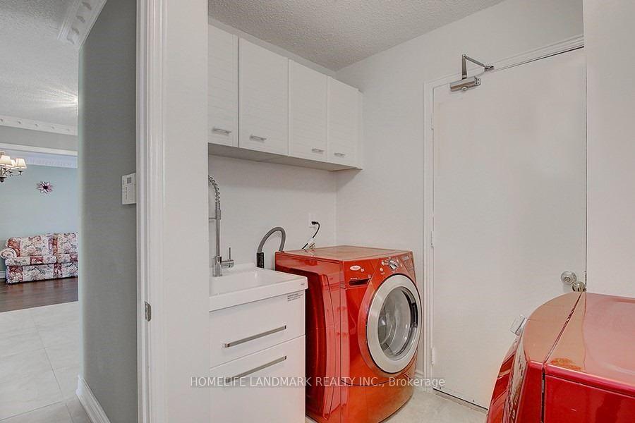 Photo 8 of 49 Barlow Road, Markham, Unionville — HOMEH