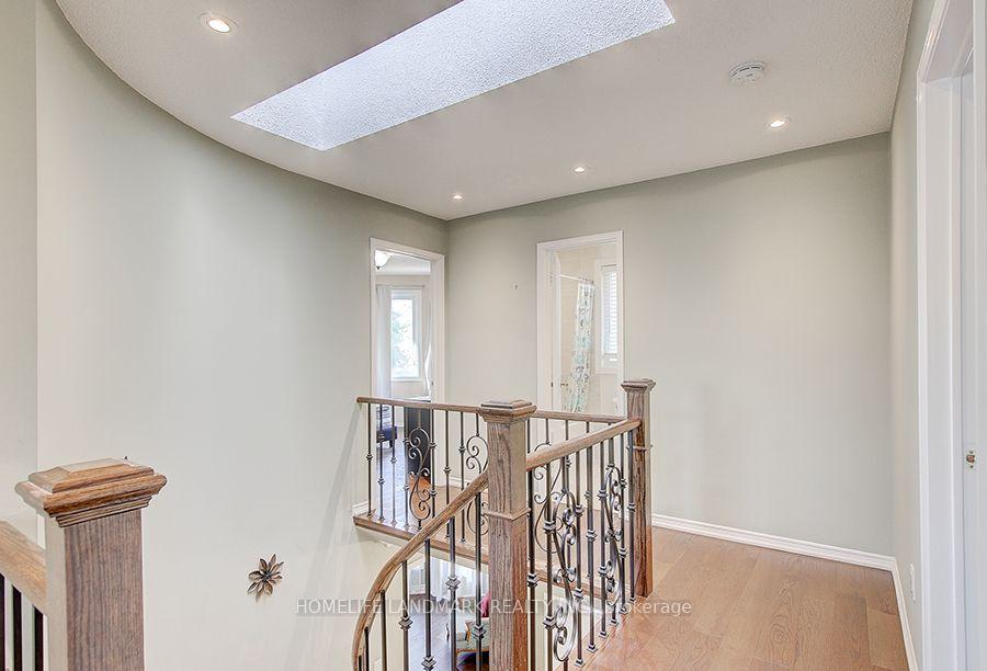 Photo 14 of 49 Barlow Road, Markham, Unionville — HOMEH