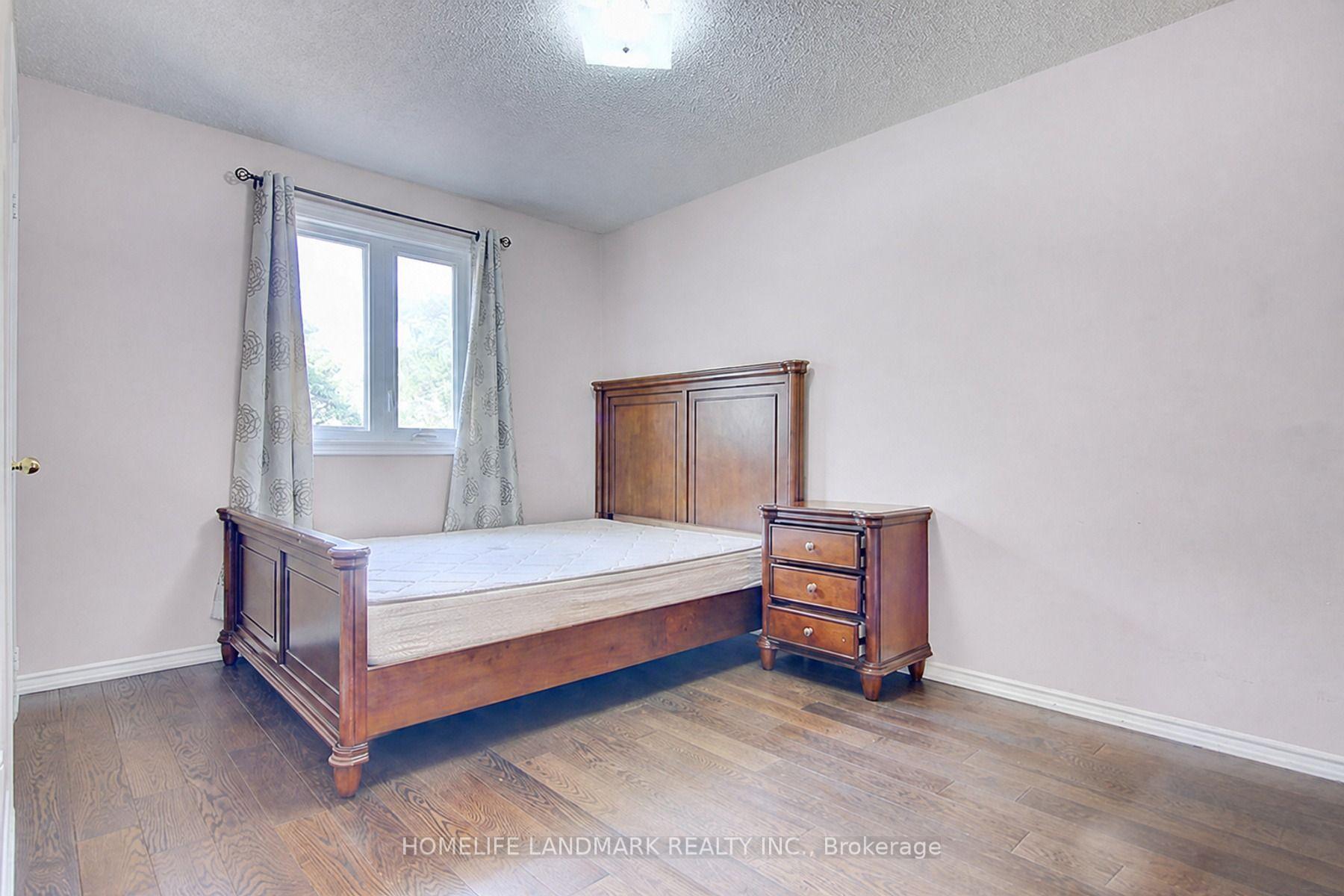 Photo 20 of 49 Barlow Road, Markham, Unionville — HOMEH