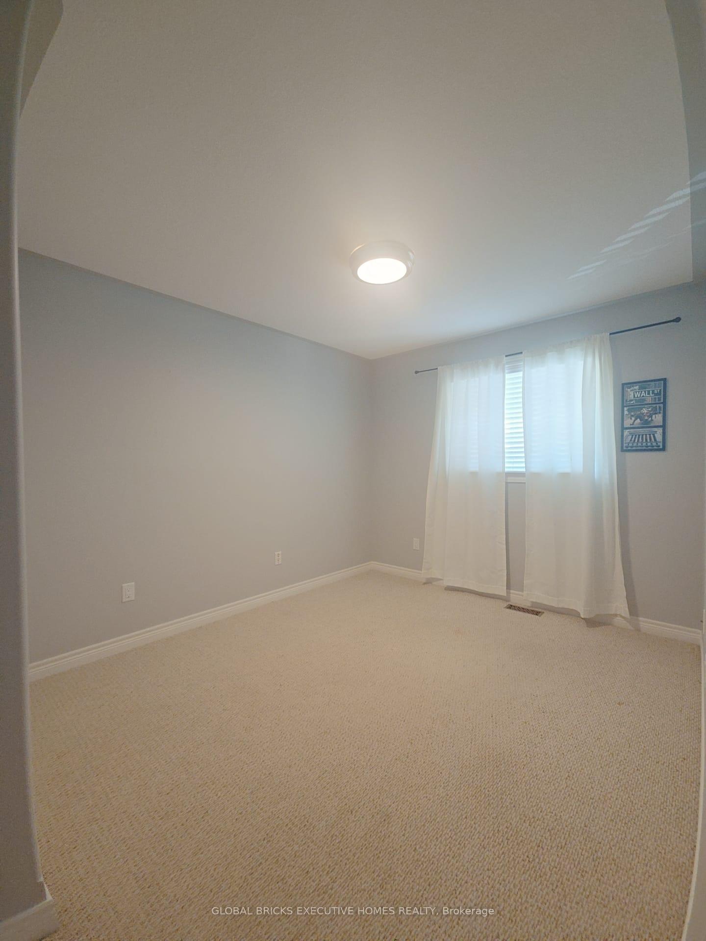 Photo 12 of 47 Southwood Crescent, Haldimand — HOMEH