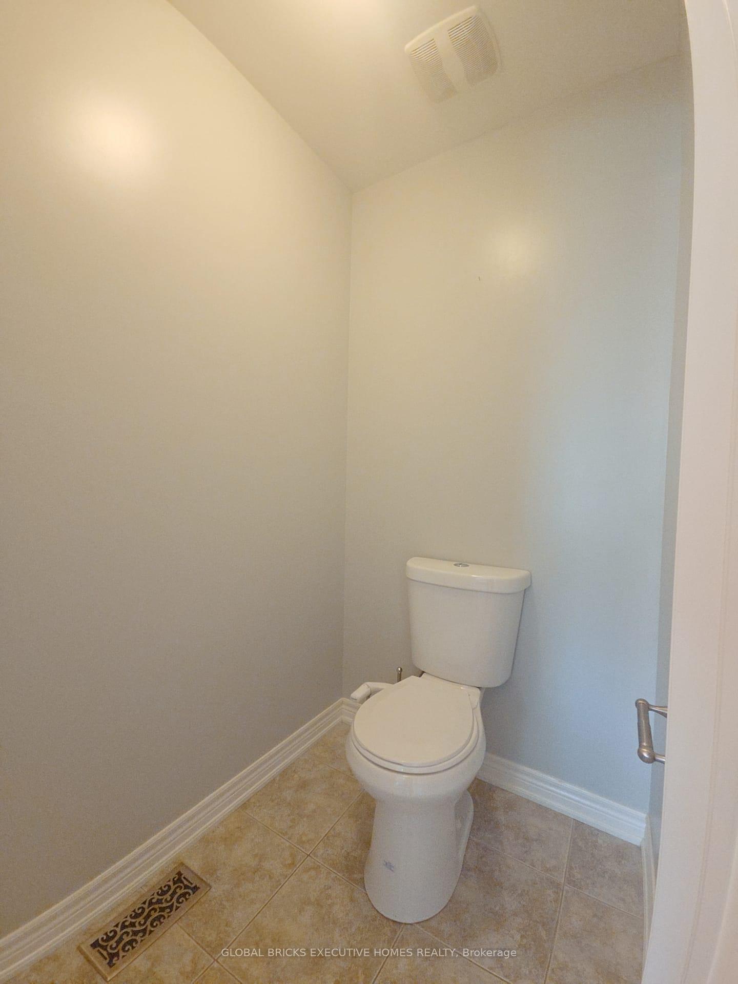 Photo 21 of 47 Southwood Crescent, Haldimand — HOMEH