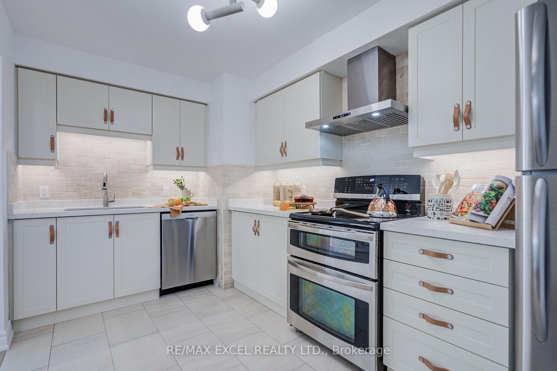 Photo 28 of Unit 1706, 8 Lee Centre Drive, Scarborough, Woburn — HOMEH