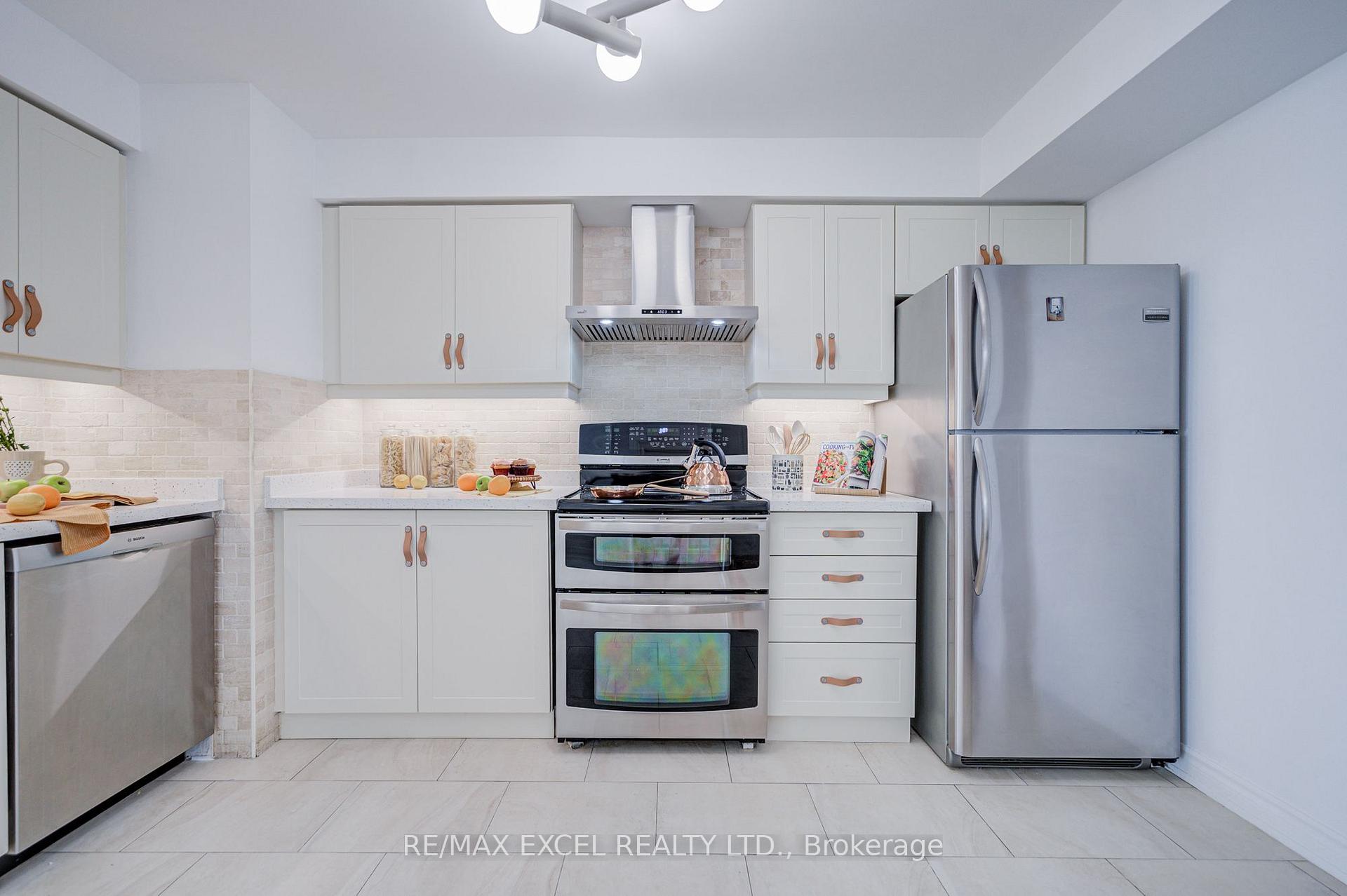 Photo 32 of Unit 1706, 8 Lee Centre Drive, Scarborough, Woburn — HOMEH