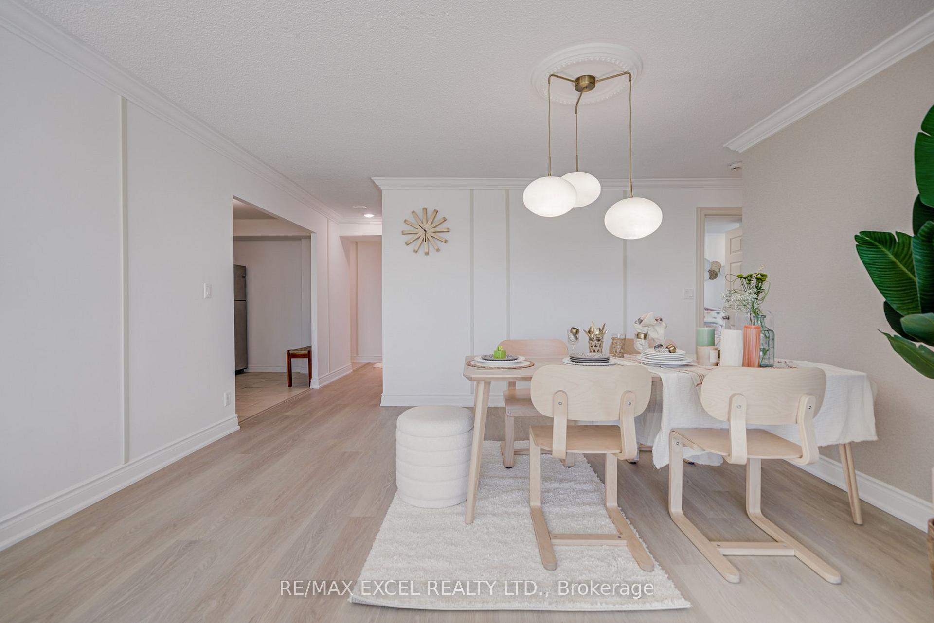 Photo 29 of Unit 1706, 8 Lee Centre Drive, Scarborough, Woburn — HOMEH
