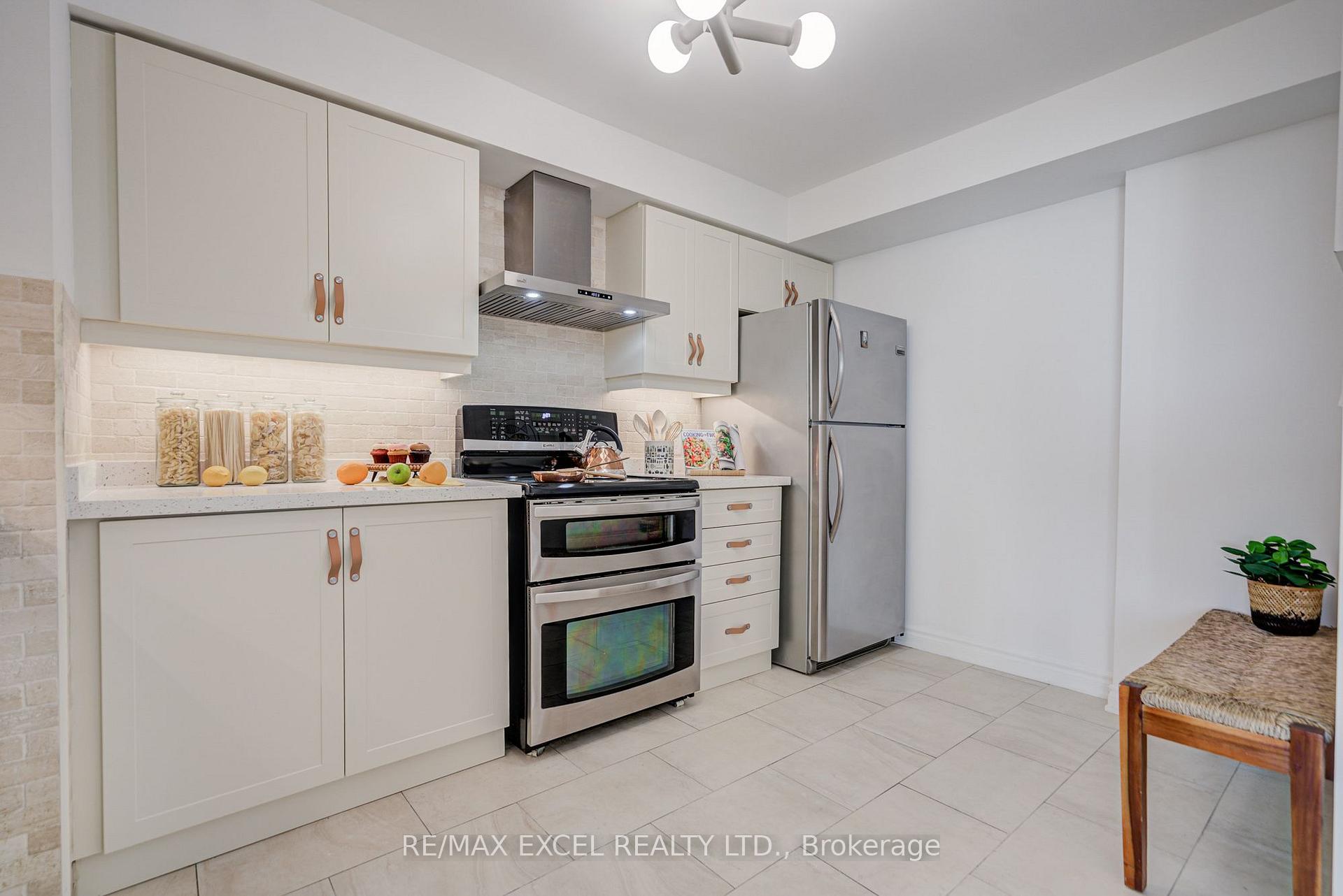 Photo 31 of Unit 1706, 8 Lee Centre Drive, Scarborough, Woburn — HOMEH