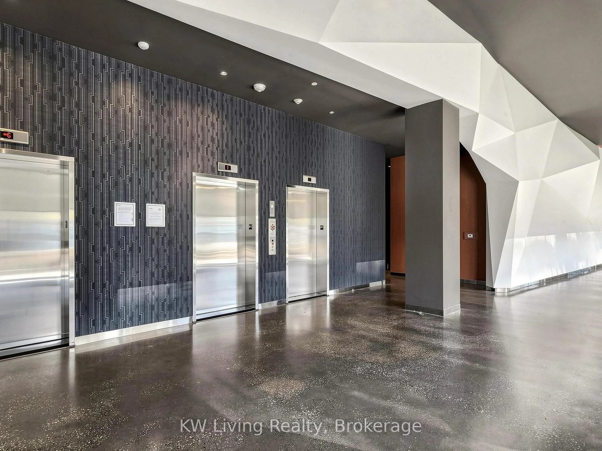 Photo 4 of Unit 105A, 10 Rouge Valley Drive W, Markham, Unionville — HOMEH