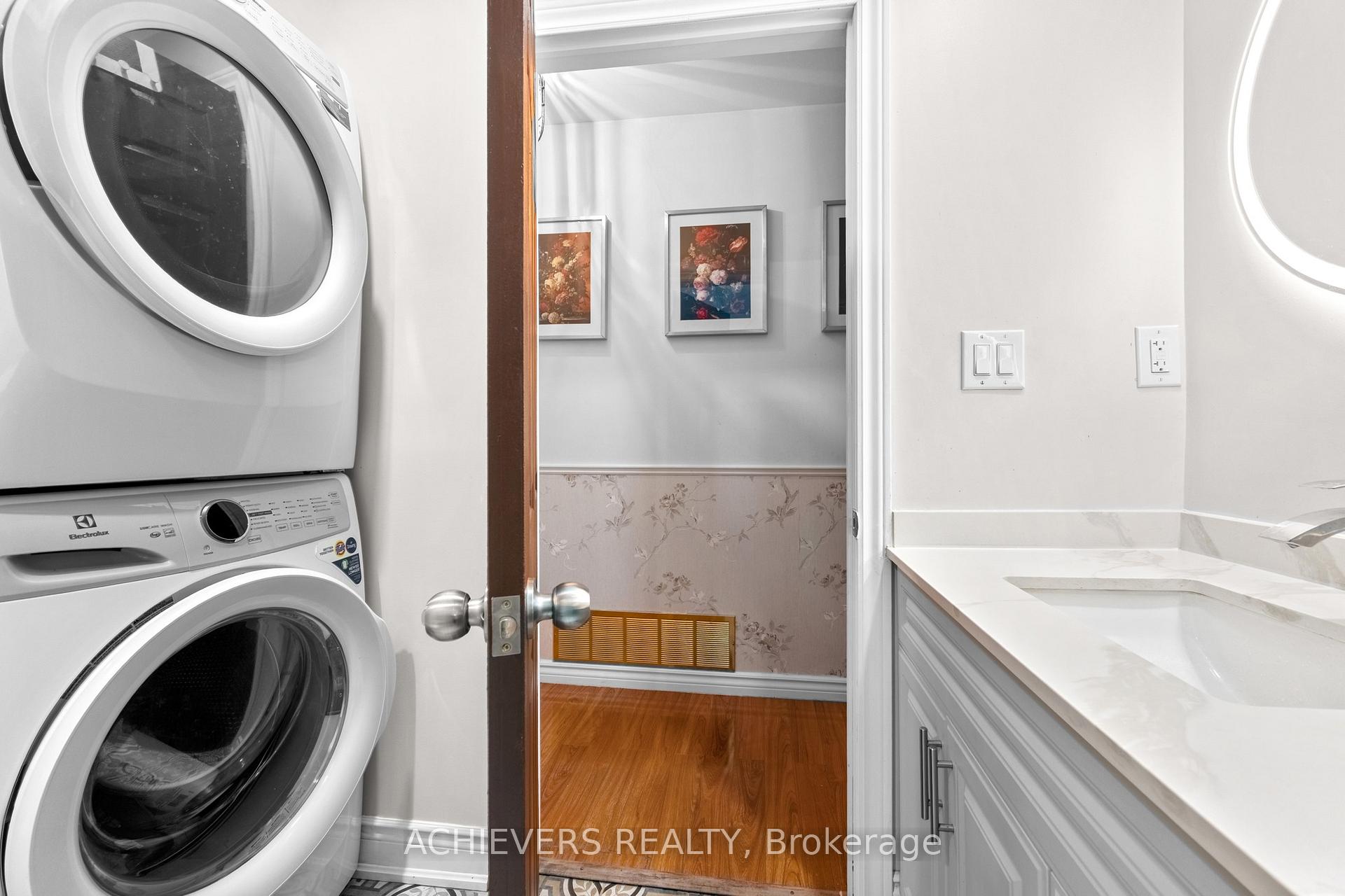 Photo 20 of 39 Danesbury Crescent, Brampton, Southgate — HOMEH
