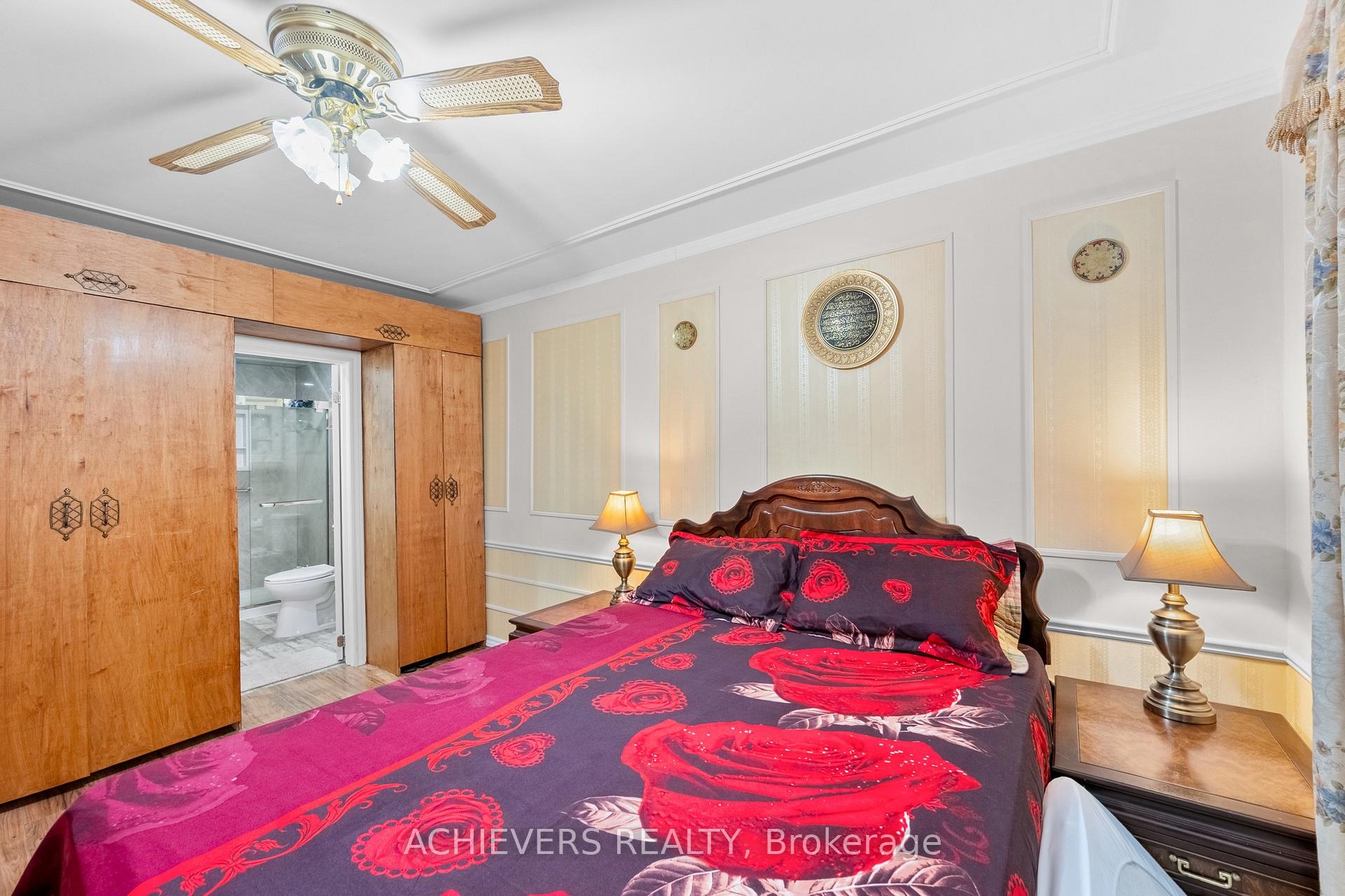 Photo 25 of 39 Danesbury Crescent, Brampton, Southgate — HOMEH