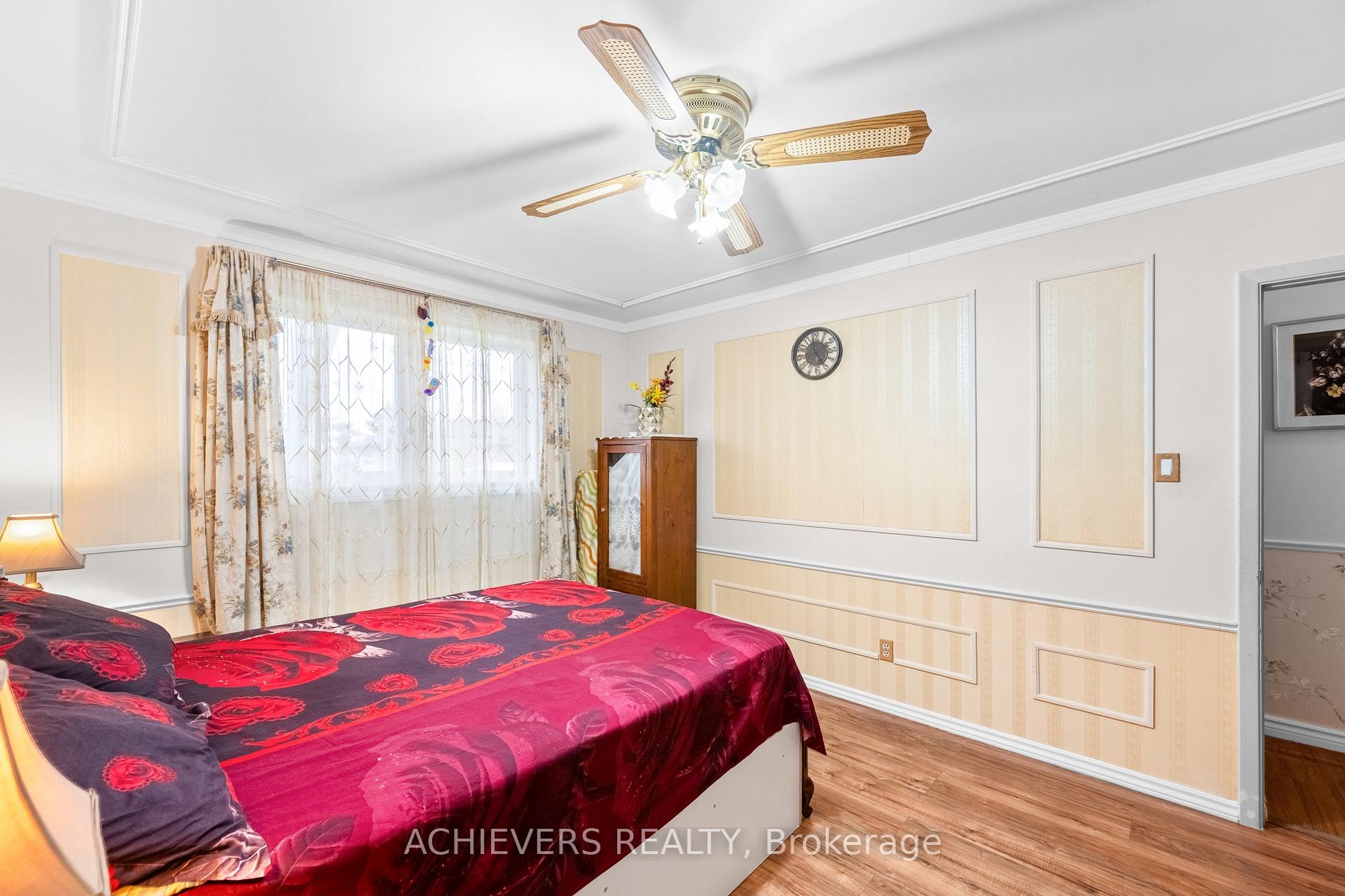Photo 26 of 39 Danesbury Crescent, Brampton, Southgate — HOMEH