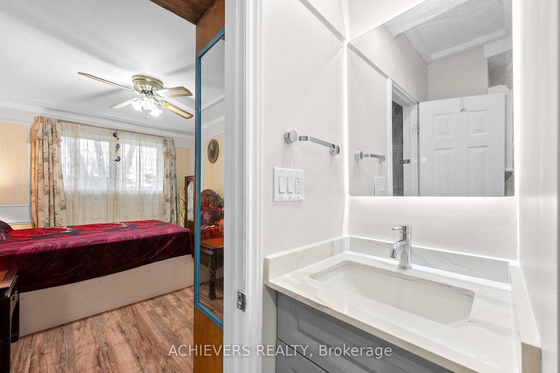 Photo 27 of 39 Danesbury Crescent, Brampton, Southgate — HOMEH