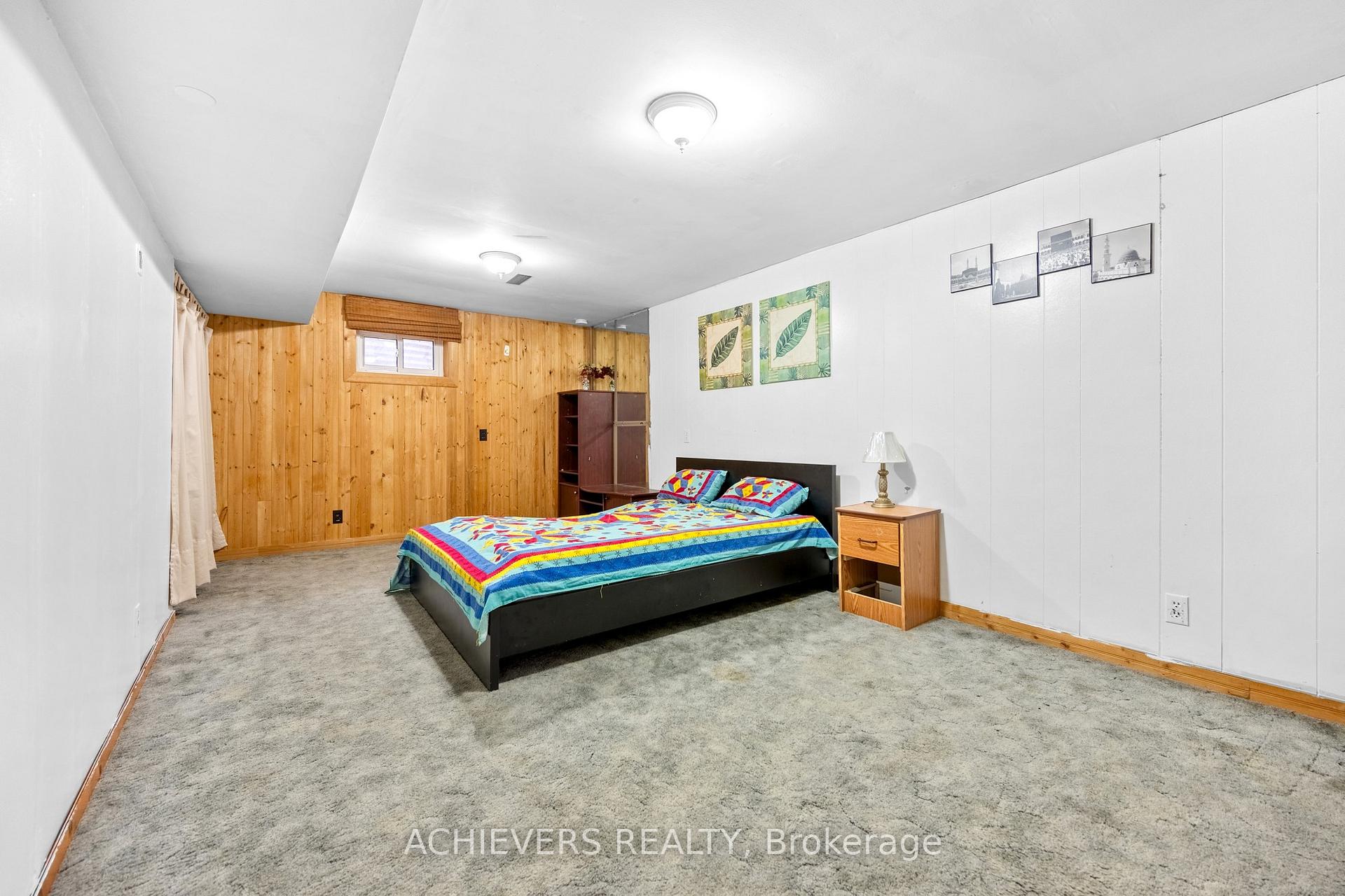 Photo 36 of 39 Danesbury Crescent, Brampton, Southgate — HOMEH