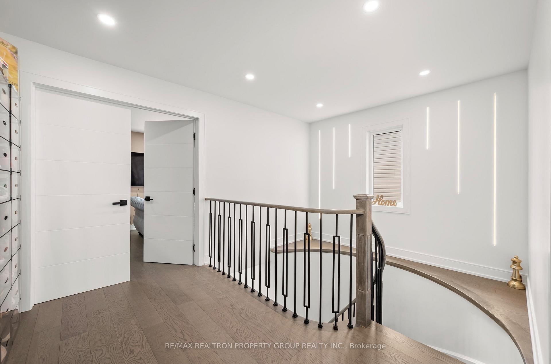 Photo 9 of 616 Flavelle Court, Pickering, Amberlea — HOMEH