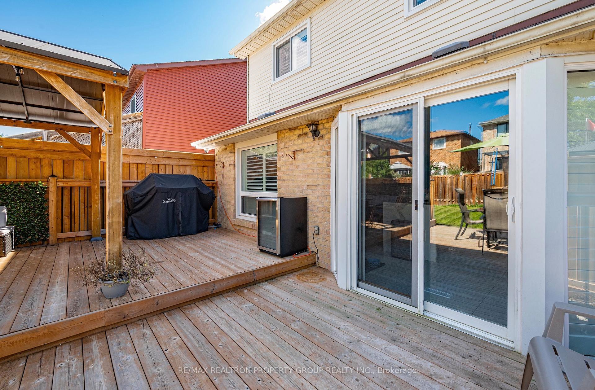 Photo 27 of 616 Flavelle Court, Pickering, Amberlea — HOMEH