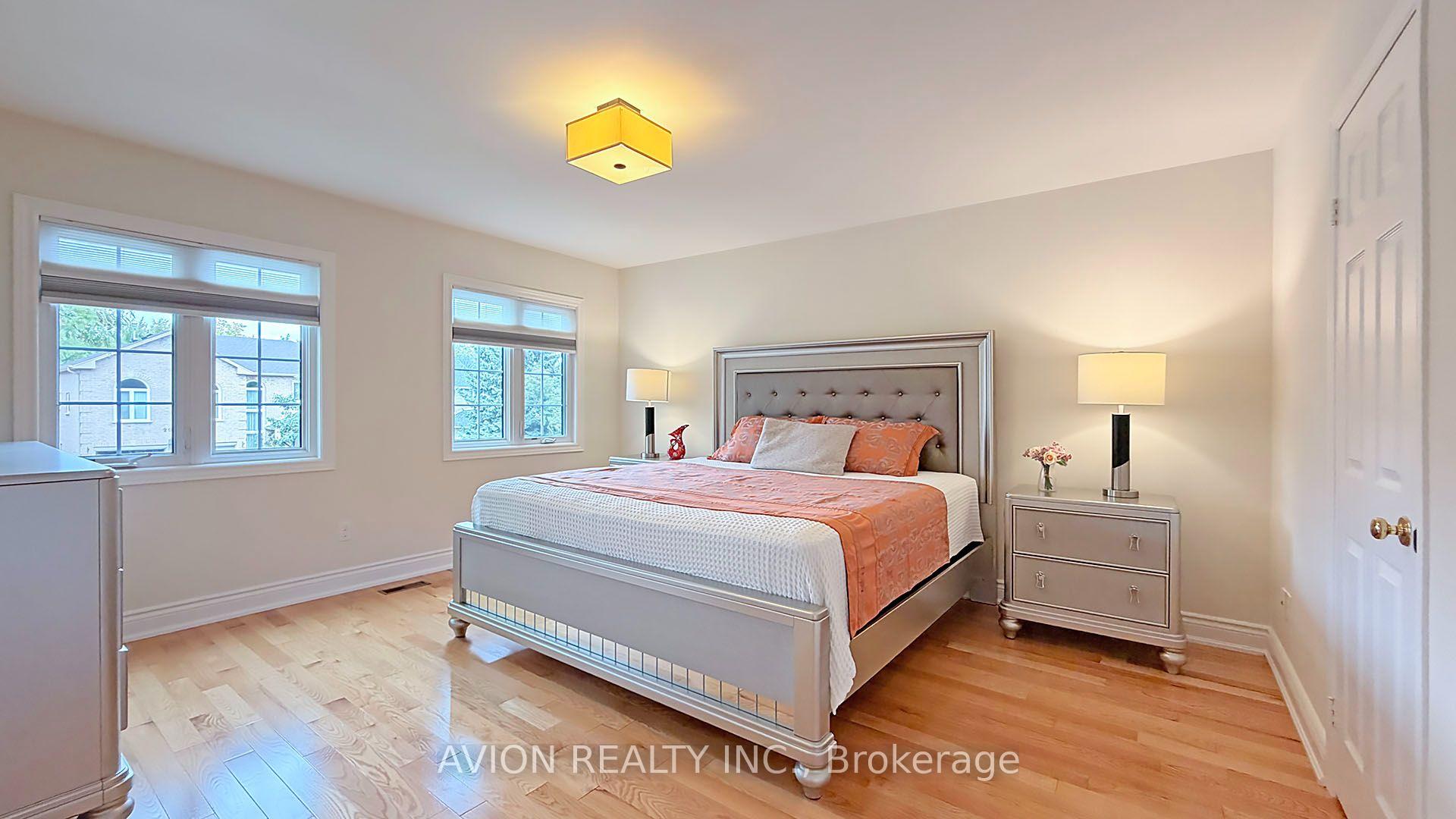 Photo 21 of 2068 Nipigon Drive, Oakville, River Oaks — HOMEH