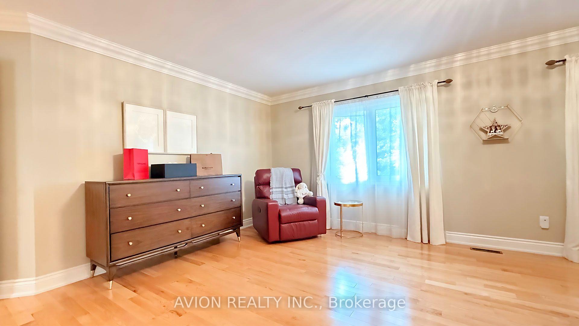 Photo 26 of 2068 Nipigon Drive, Oakville, River Oaks — HOMEH