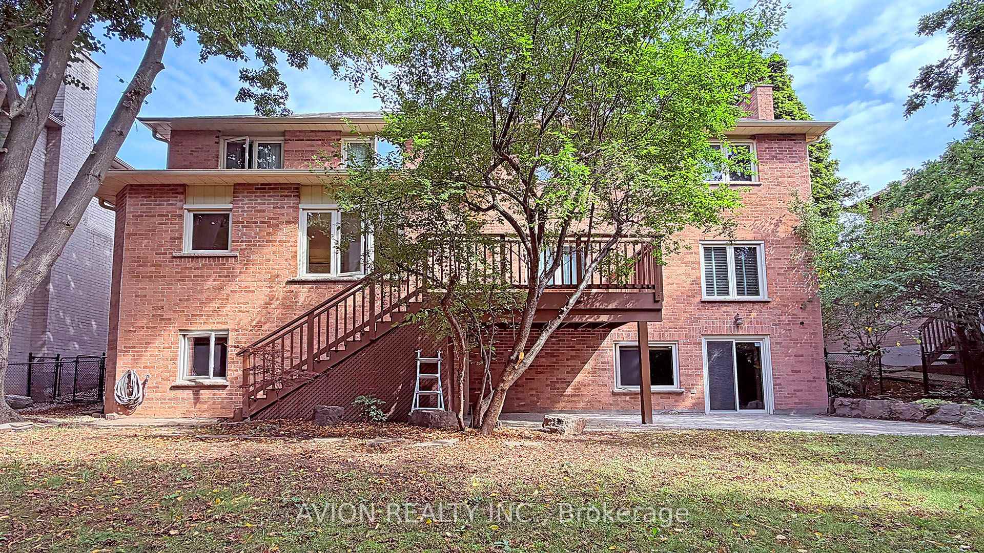 Photo 37 of 2068 Nipigon Drive, Oakville, River Oaks — HOMEH