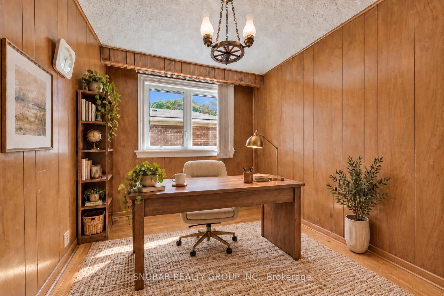 Photo 9 of 42 Newstead Road, Etobicoke, Willowridge-Martingrove-Richview — HOMEH