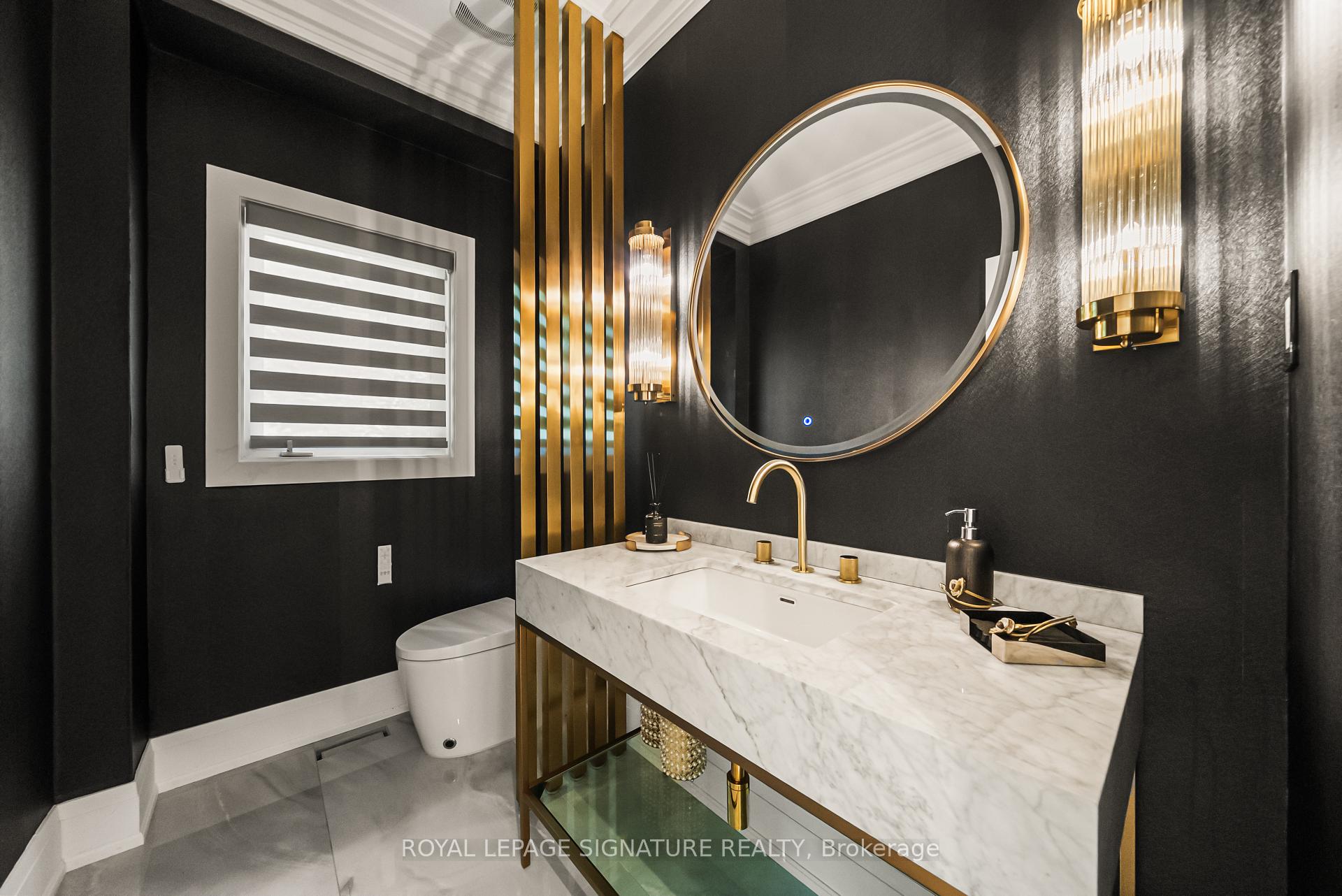 Photo 22 of 492 Old Orchard Grove, Toronto, Bedford Park-Nortown — HOMEH