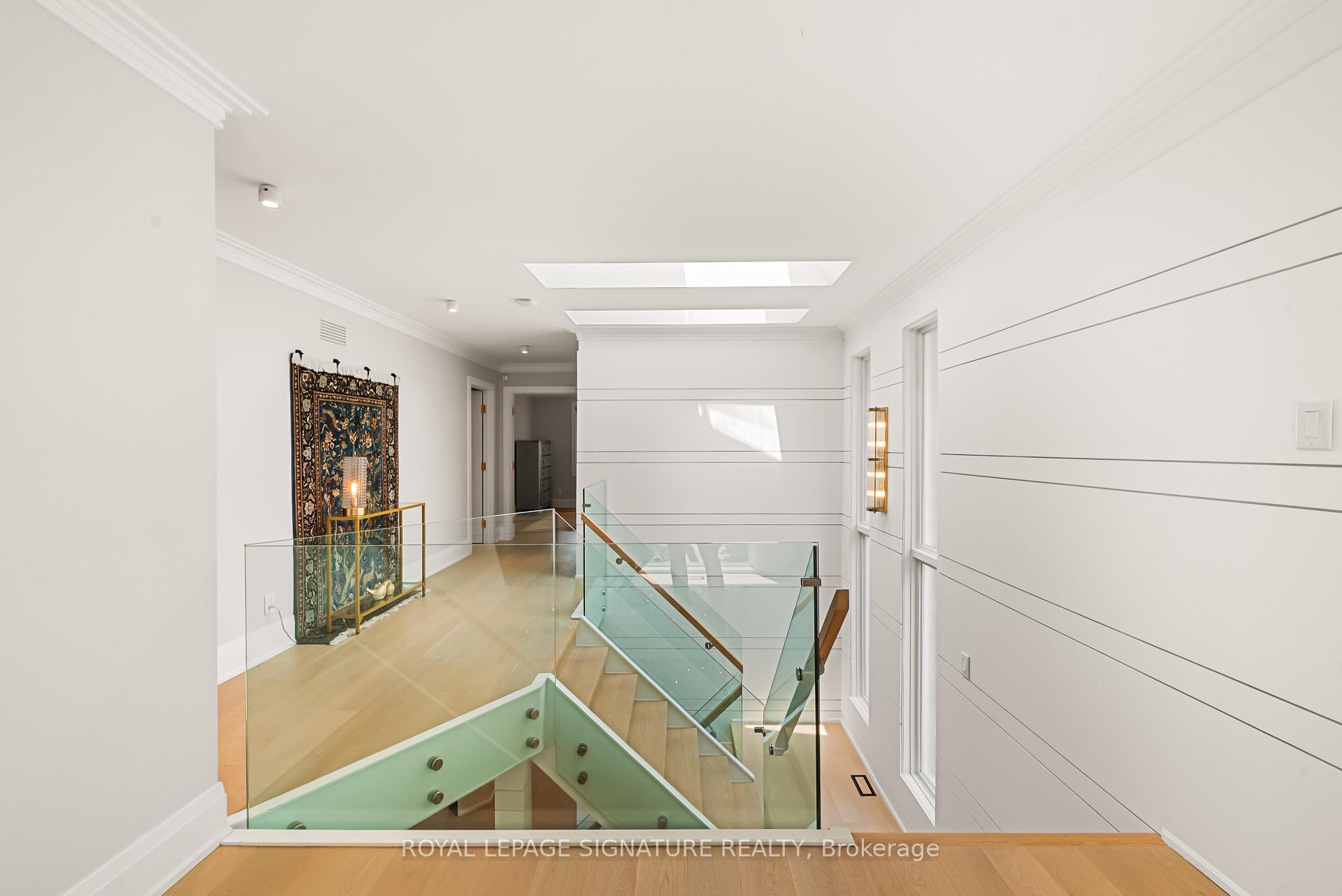 Photo 23 of 492 Old Orchard Grove, Toronto, Bedford Park-Nortown — HOMEH