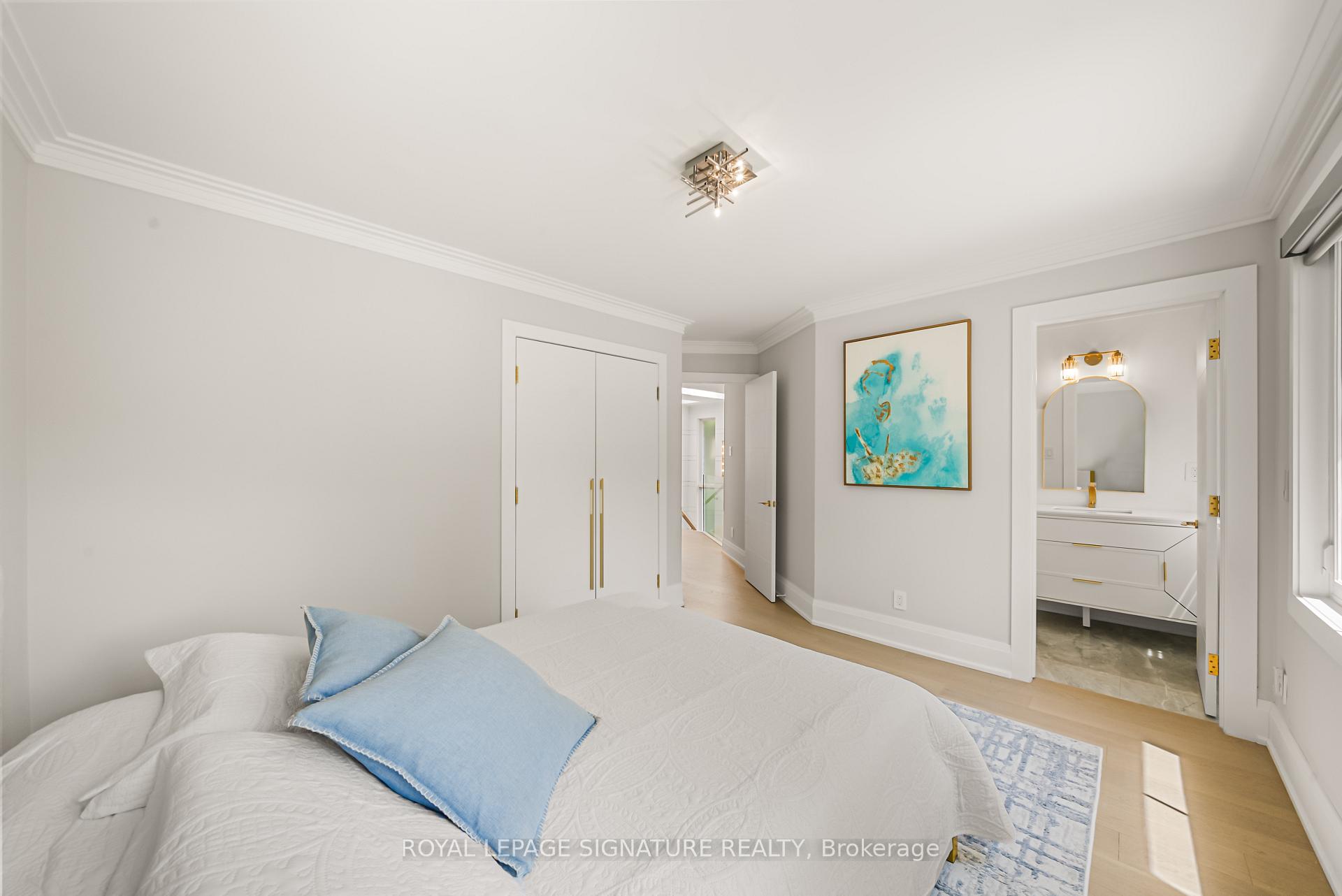 Photo 27 of 492 Old Orchard Grove, Toronto, Bedford Park-Nortown — HOMEH