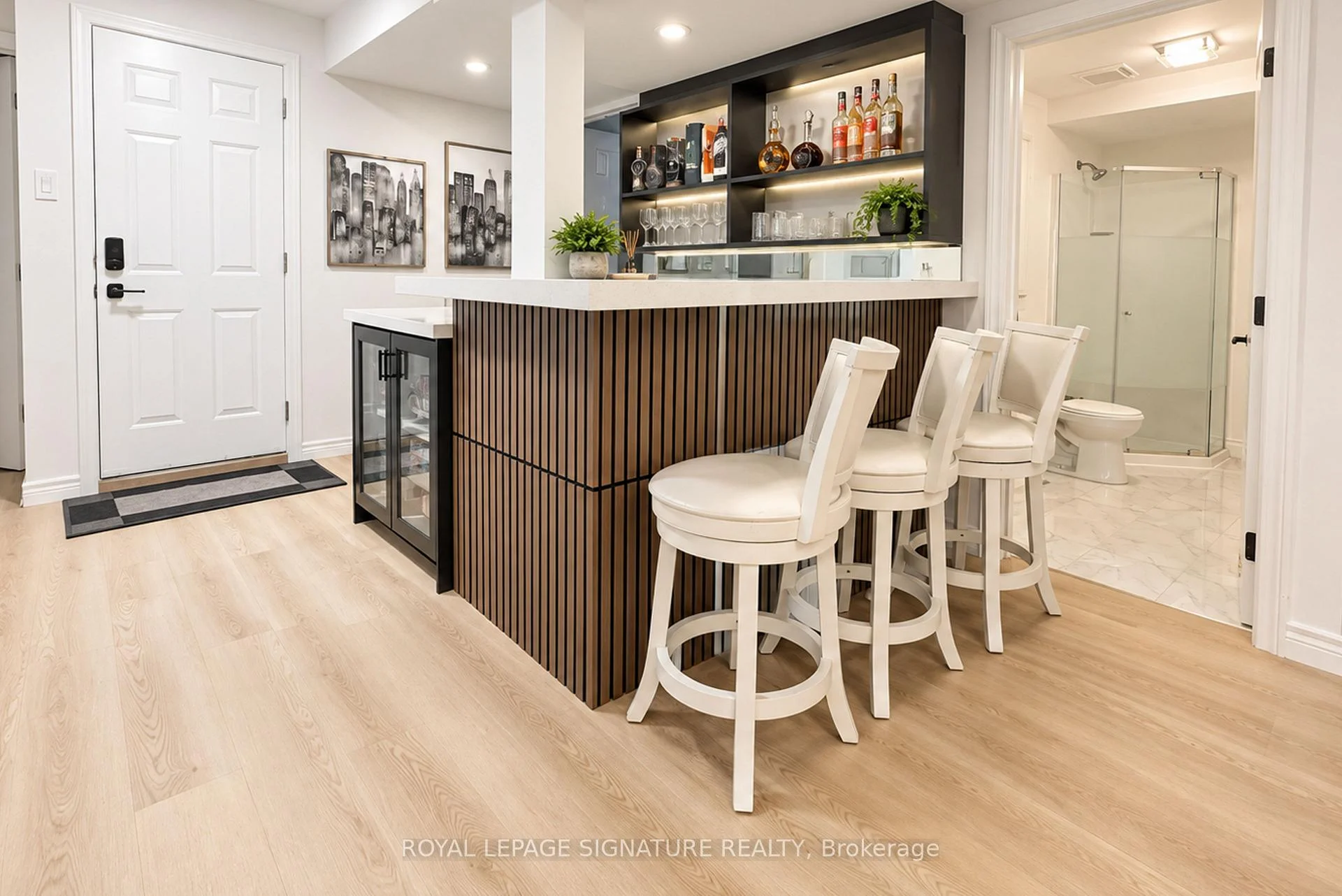 Photo 32 of 492 Old Orchard Grove, Toronto, Bedford Park-Nortown — HOMEH