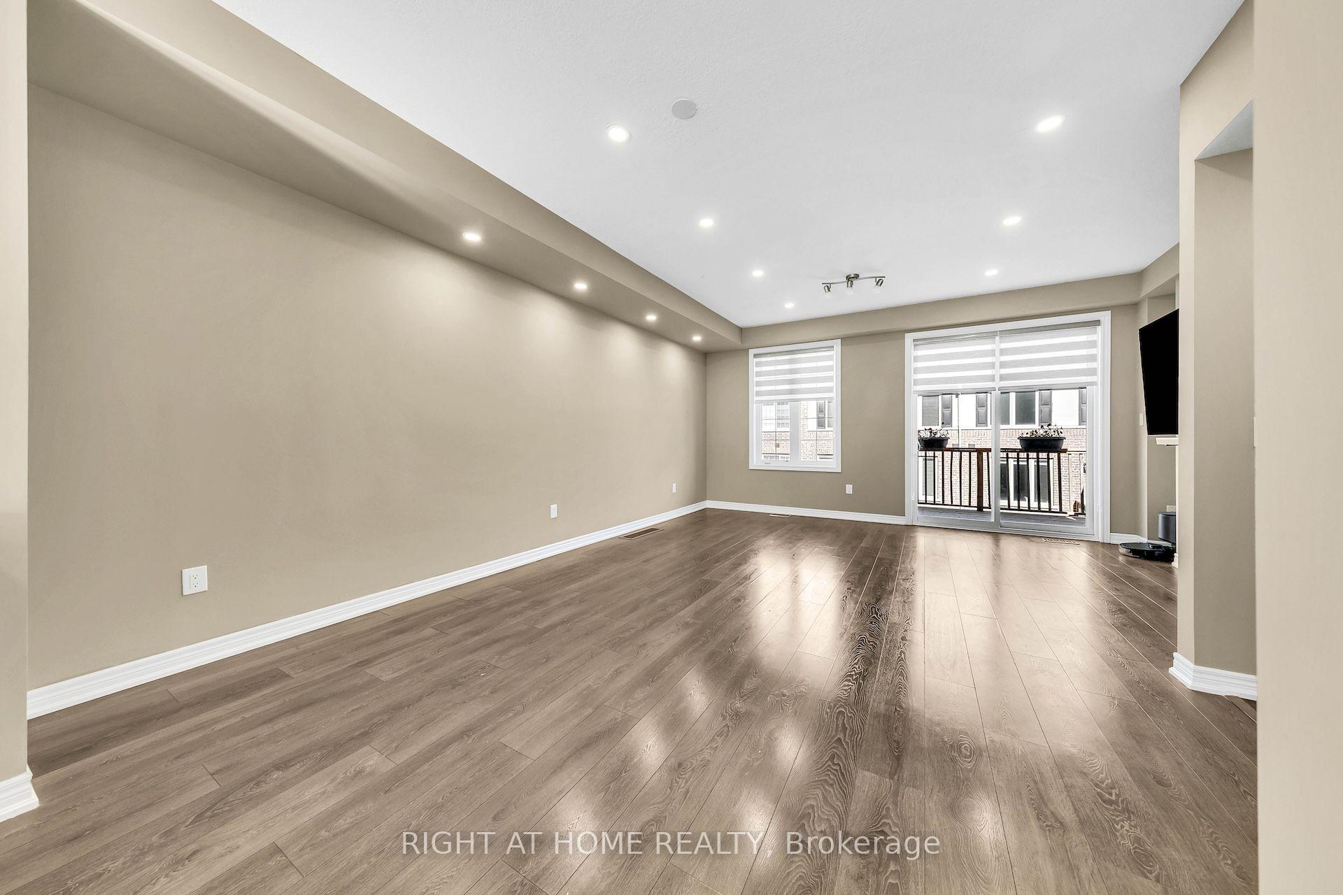 Photo 13 of 397 Hardwick Common Drive, Oakville, Joshua Meadows — HOMEH