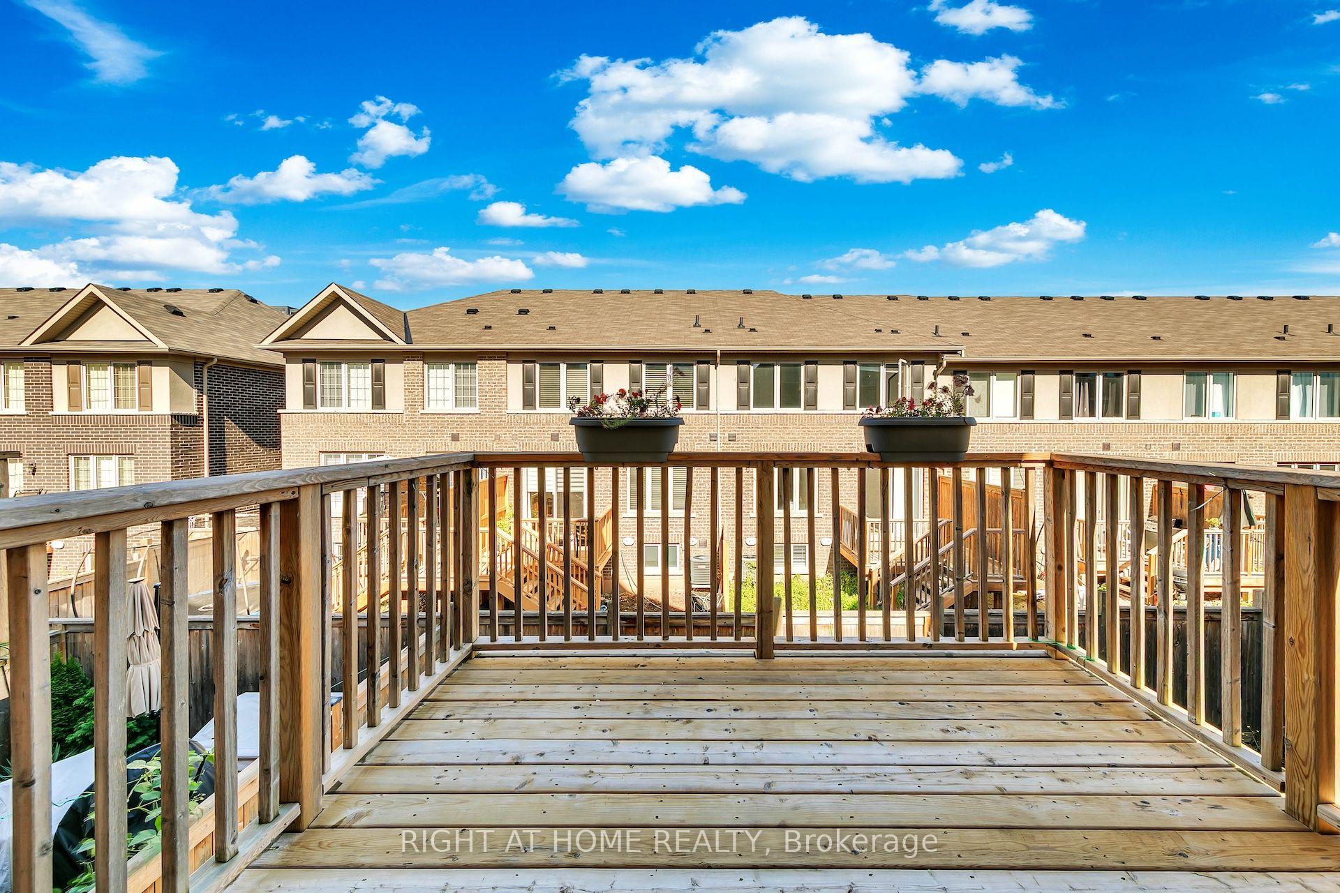 Photo 24 of 397 Hardwick Common Drive, Oakville, Joshua Meadows — HOMEH