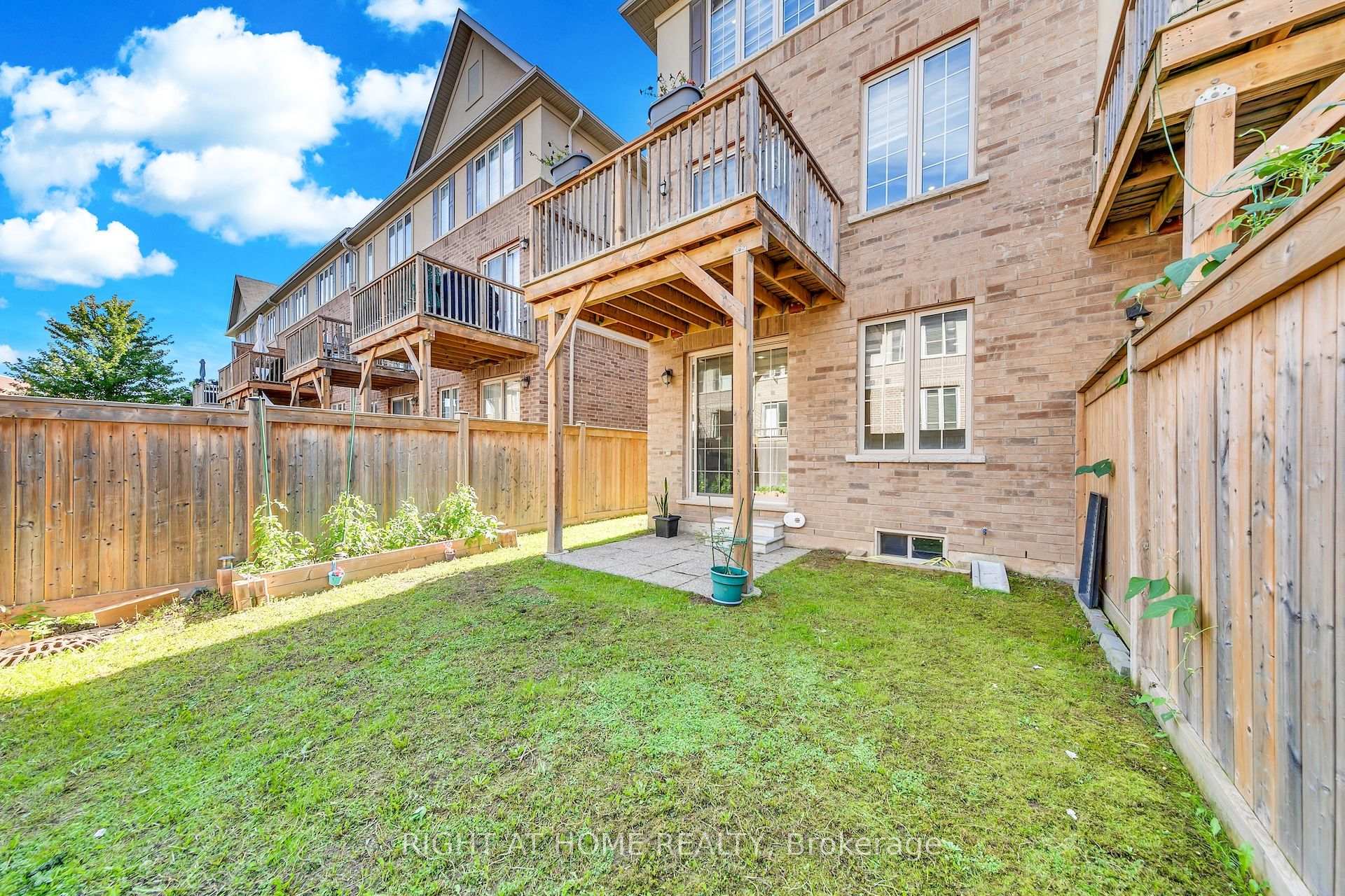 Photo 27 of 397 Hardwick Common Drive, Oakville, Joshua Meadows — HOMEH