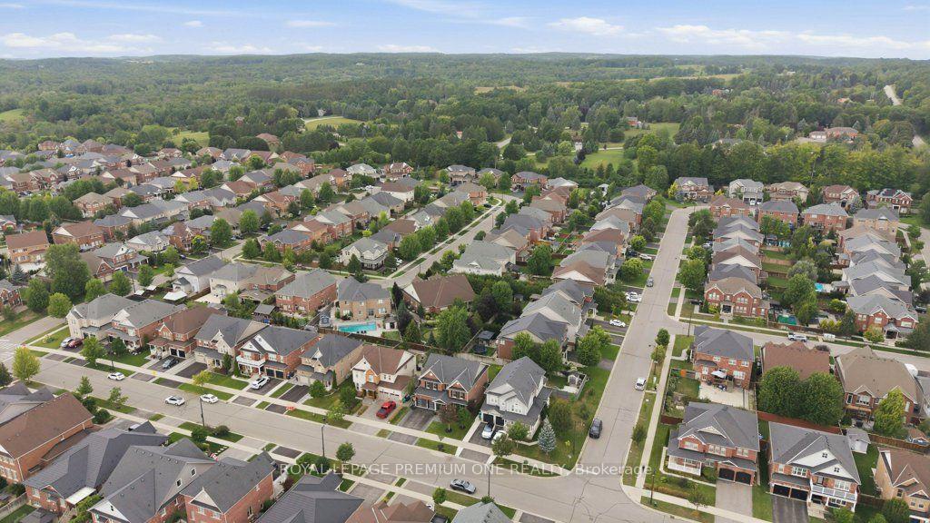 Photo 40 of 14 Atchison Drive, Caledon, Caledon East — HOMEH