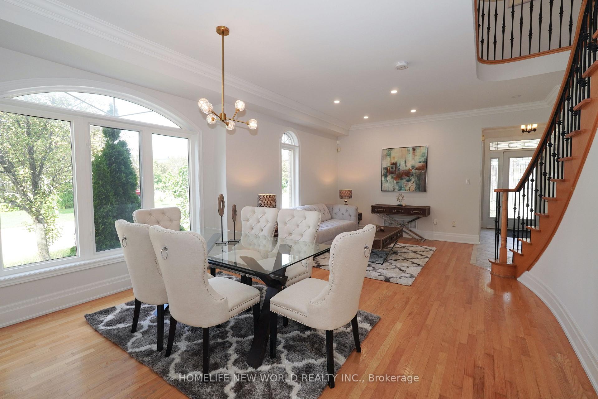 Photo 8 of 391 Summeridge Drive, Vaughan, Patterson — HOMEH