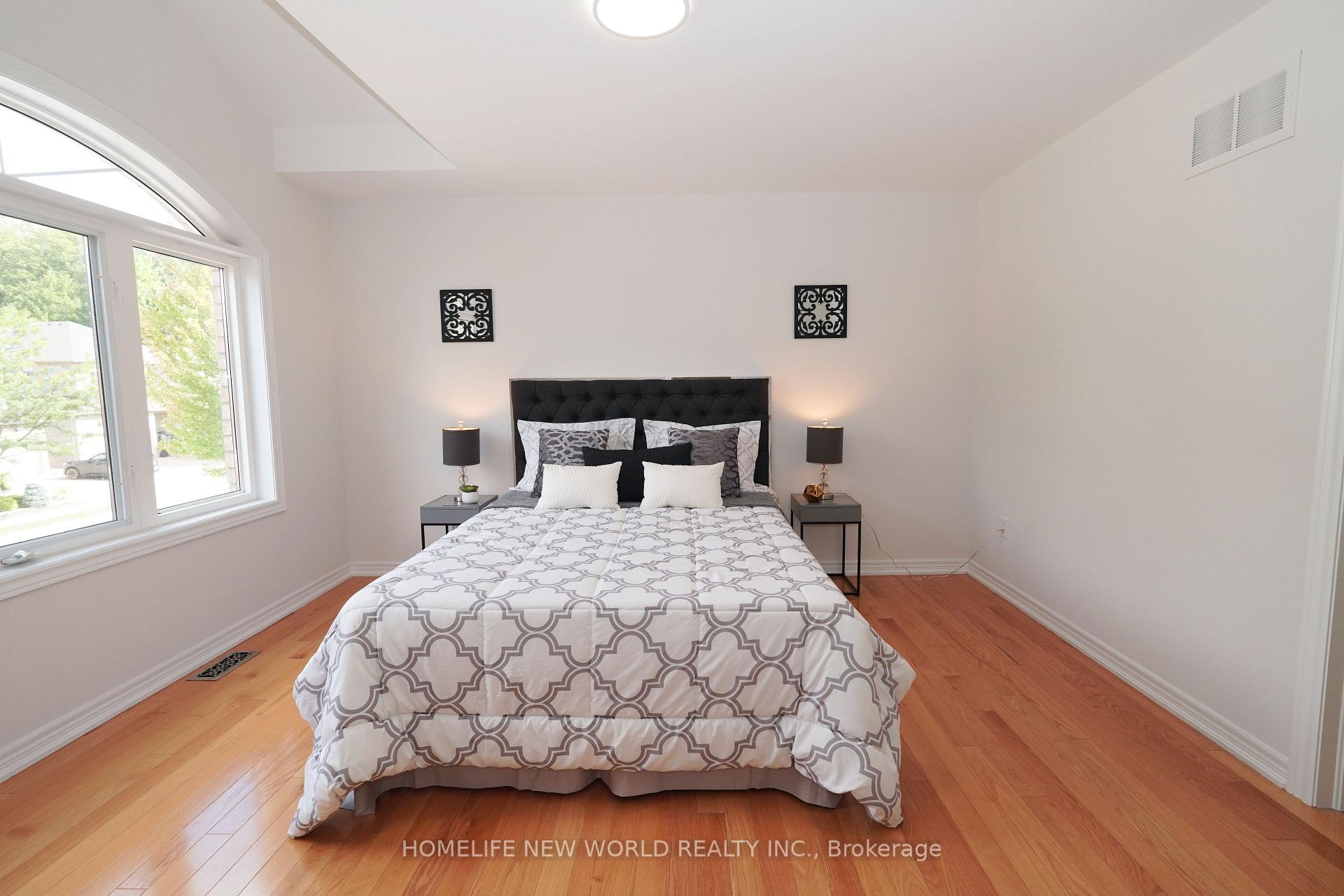 Photo 28 of 391 Summeridge Drive, Vaughan, Patterson — HOMEH