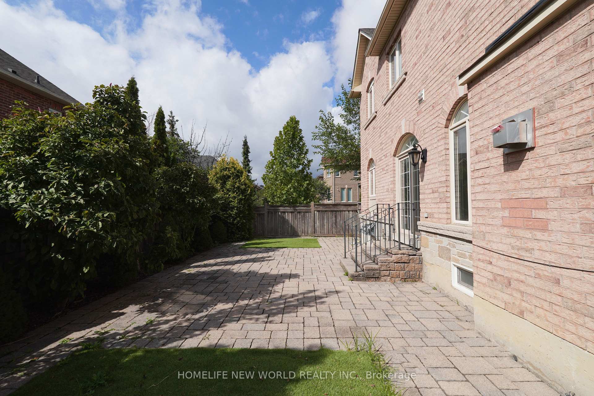 Photo 42 of 391 Summeridge Drive, Vaughan, Patterson — HOMEH