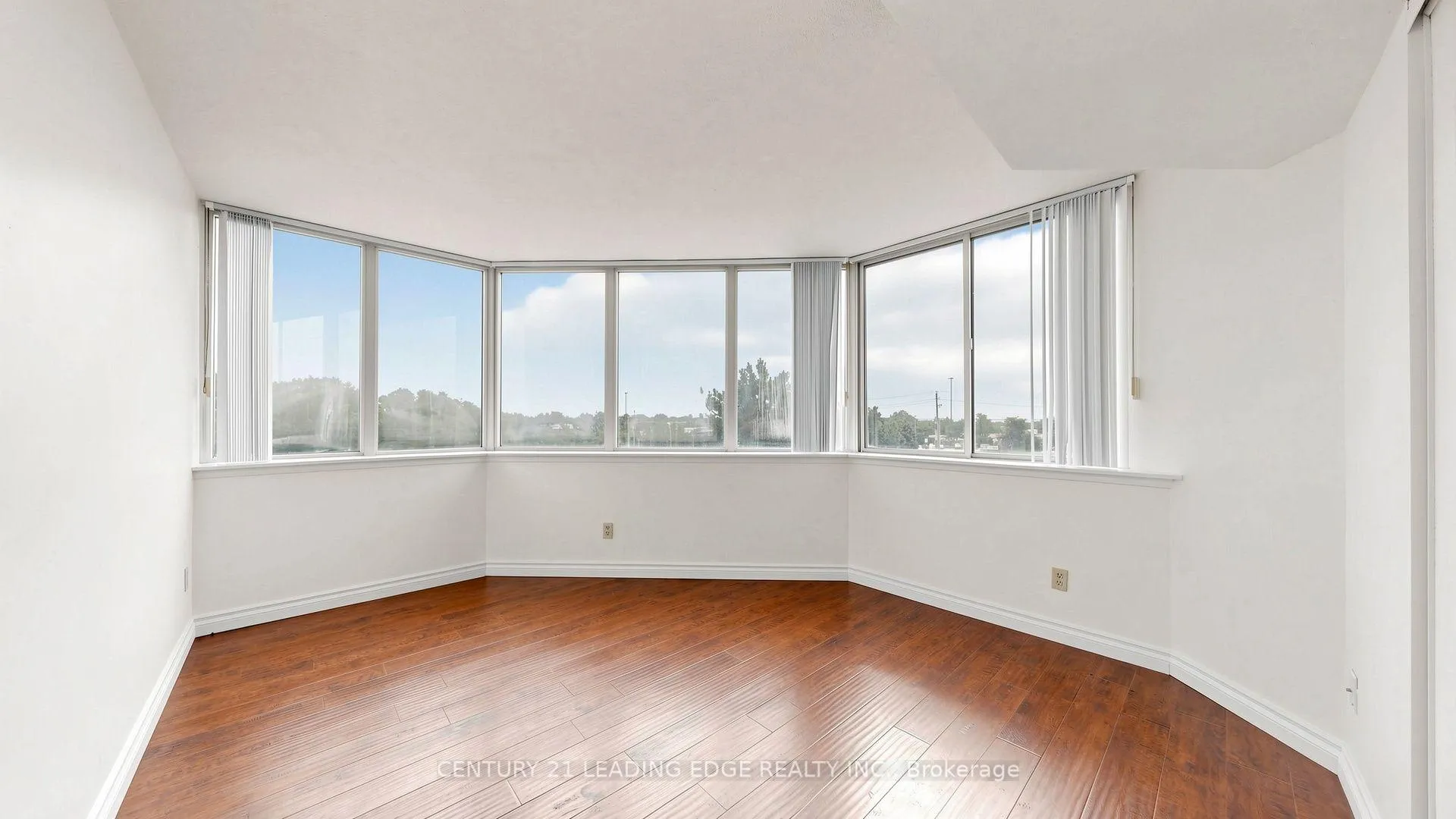 Photo 11 of Unit 422, 11753 Sheppard Avenue E, Scarborough, Rouge — HOMEH