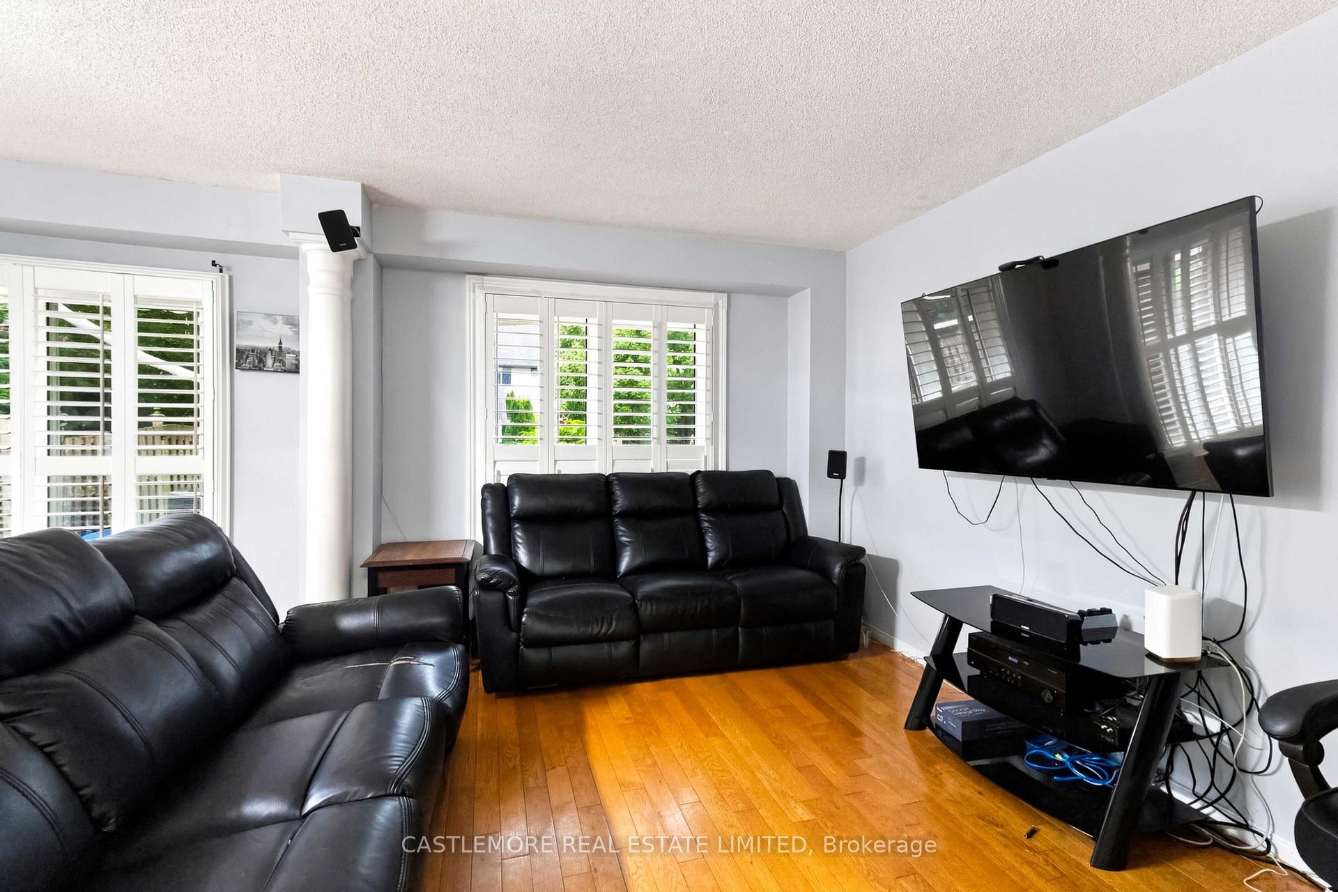 Photo 13 of 164 Silurian Drive, Guelph, Grange Road — HOMEH