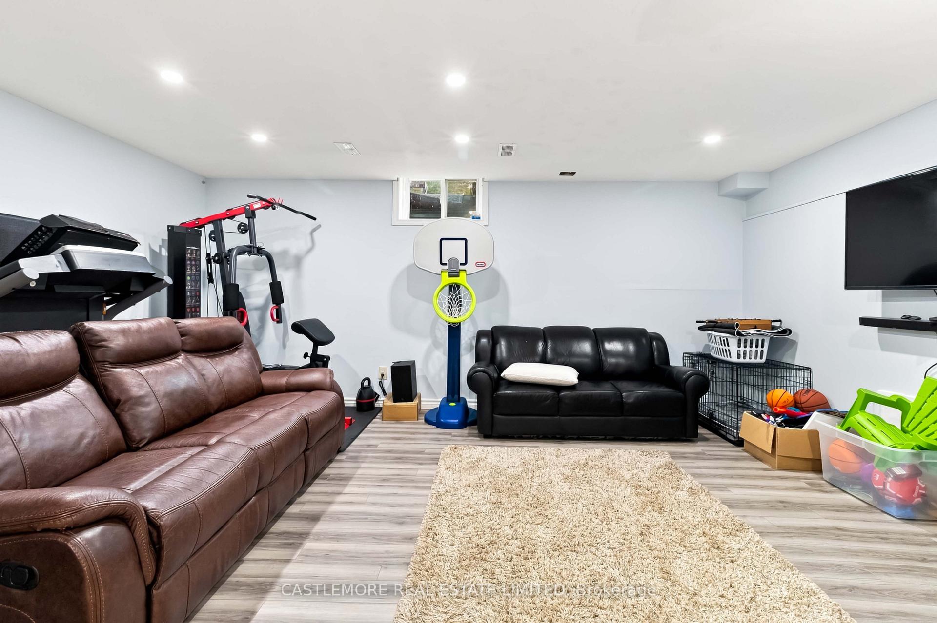 Photo 24 of 164 Silurian Drive, Guelph, Grange Road — HOMEH
