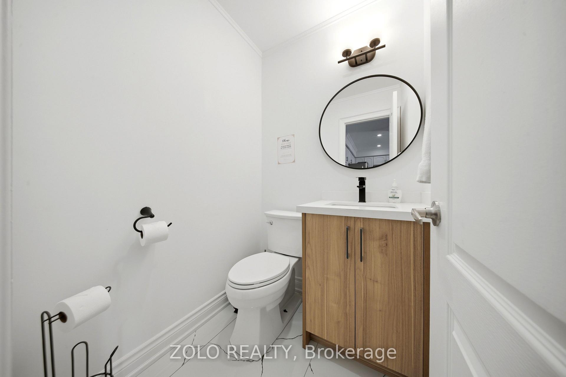 Photo 10 of 106 Rosanna Crescent, Vaughan, Maple — HOMEH