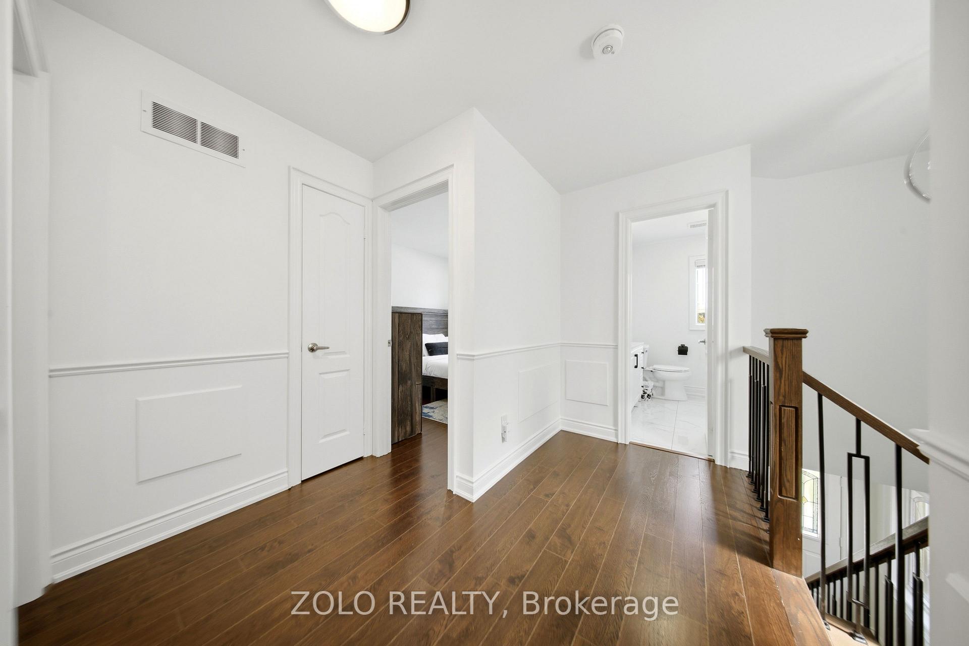 Photo 19 of 106 Rosanna Crescent, Vaughan, Maple — HOMEH