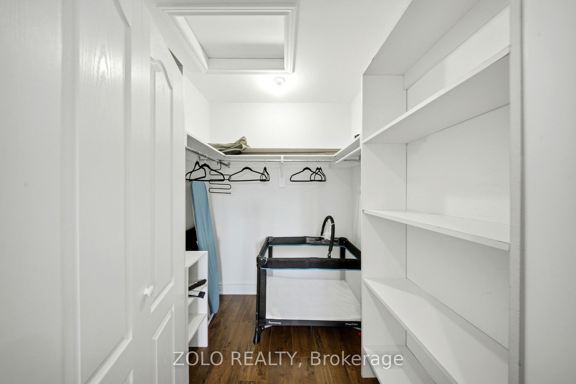 Photo 22 of 106 Rosanna Crescent, Vaughan, Maple — HOMEH