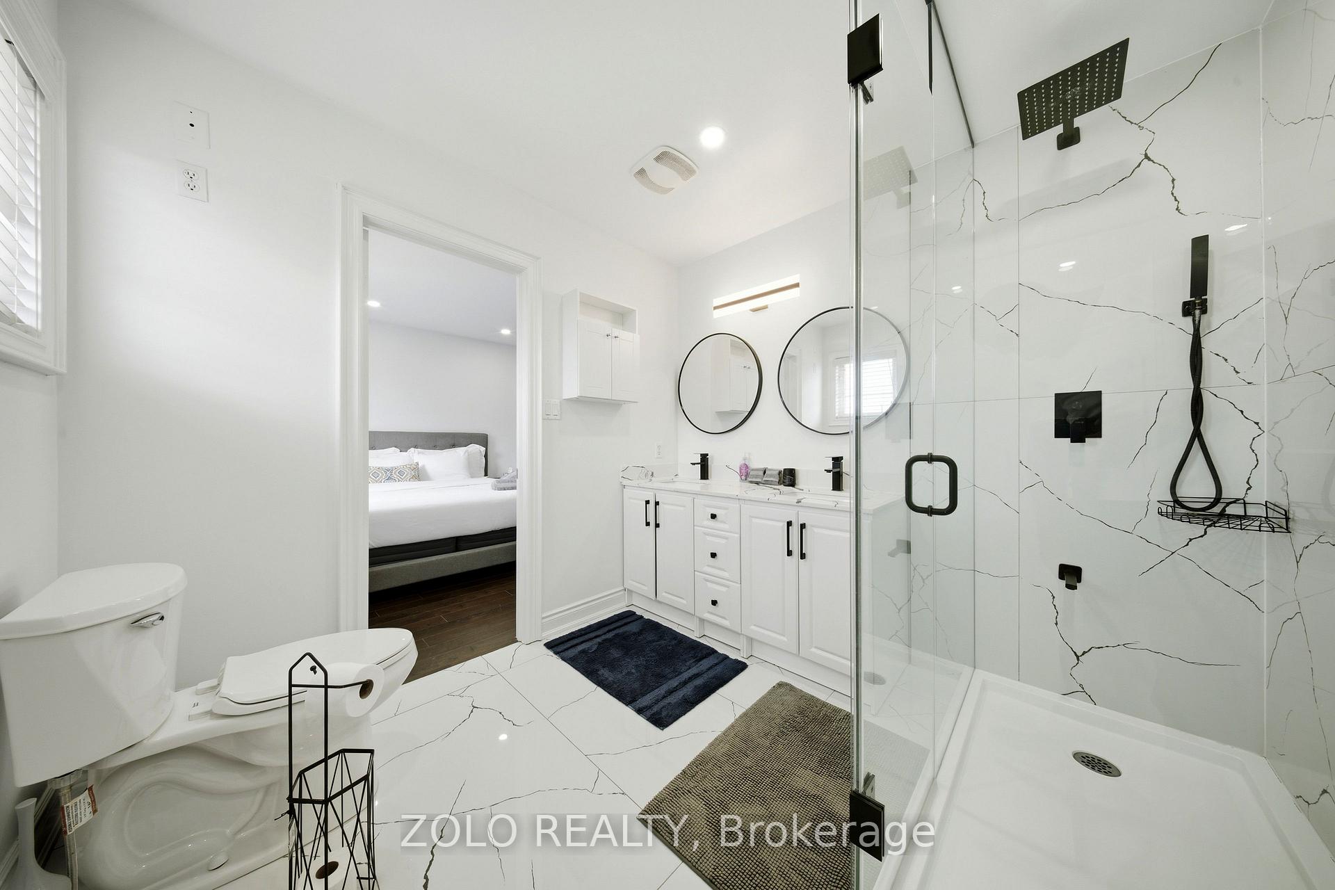 Photo 24 of 106 Rosanna Crescent, Vaughan, Maple — HOMEH