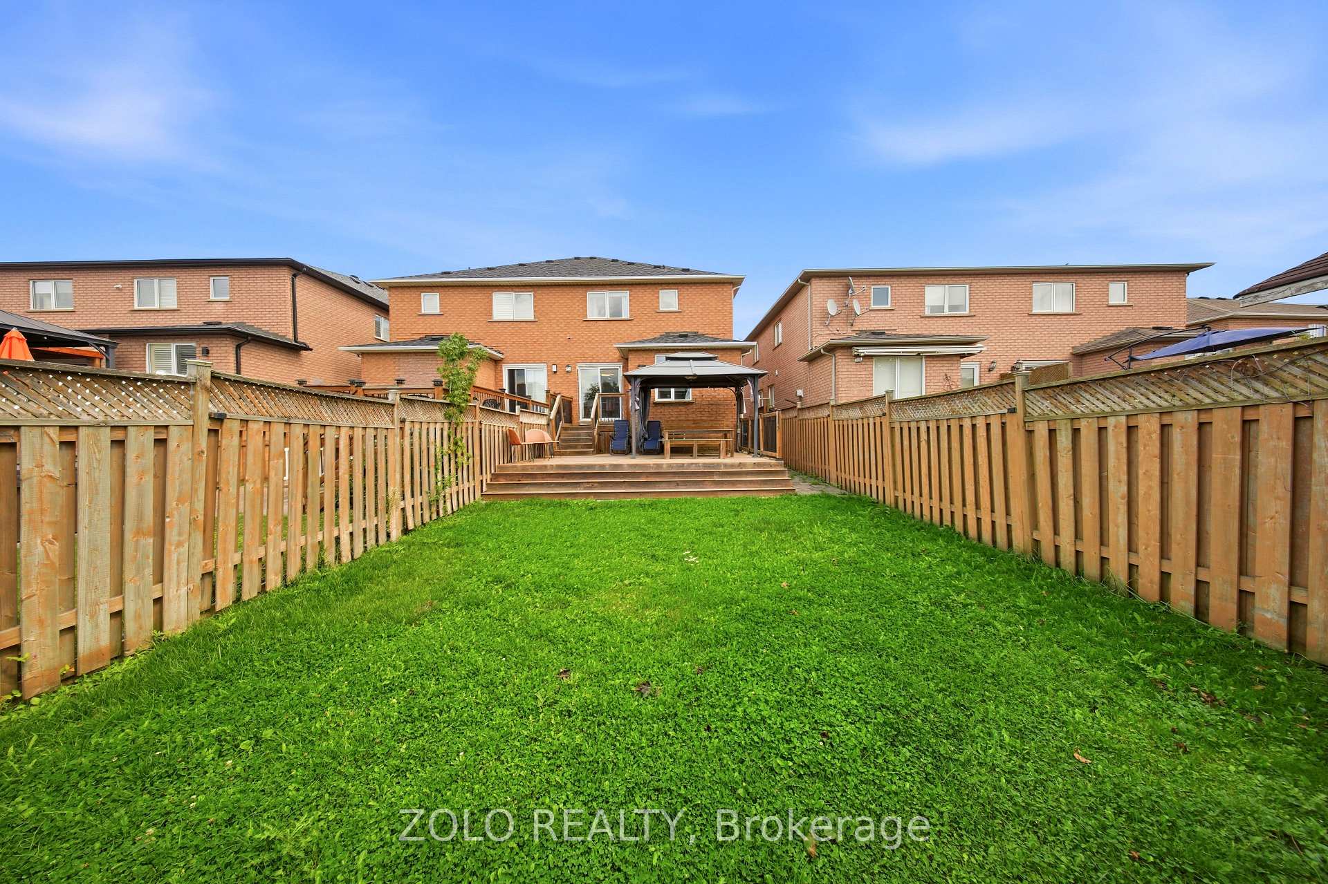 Photo 43 of 106 Rosanna Crescent, Vaughan, Maple — HOMEH