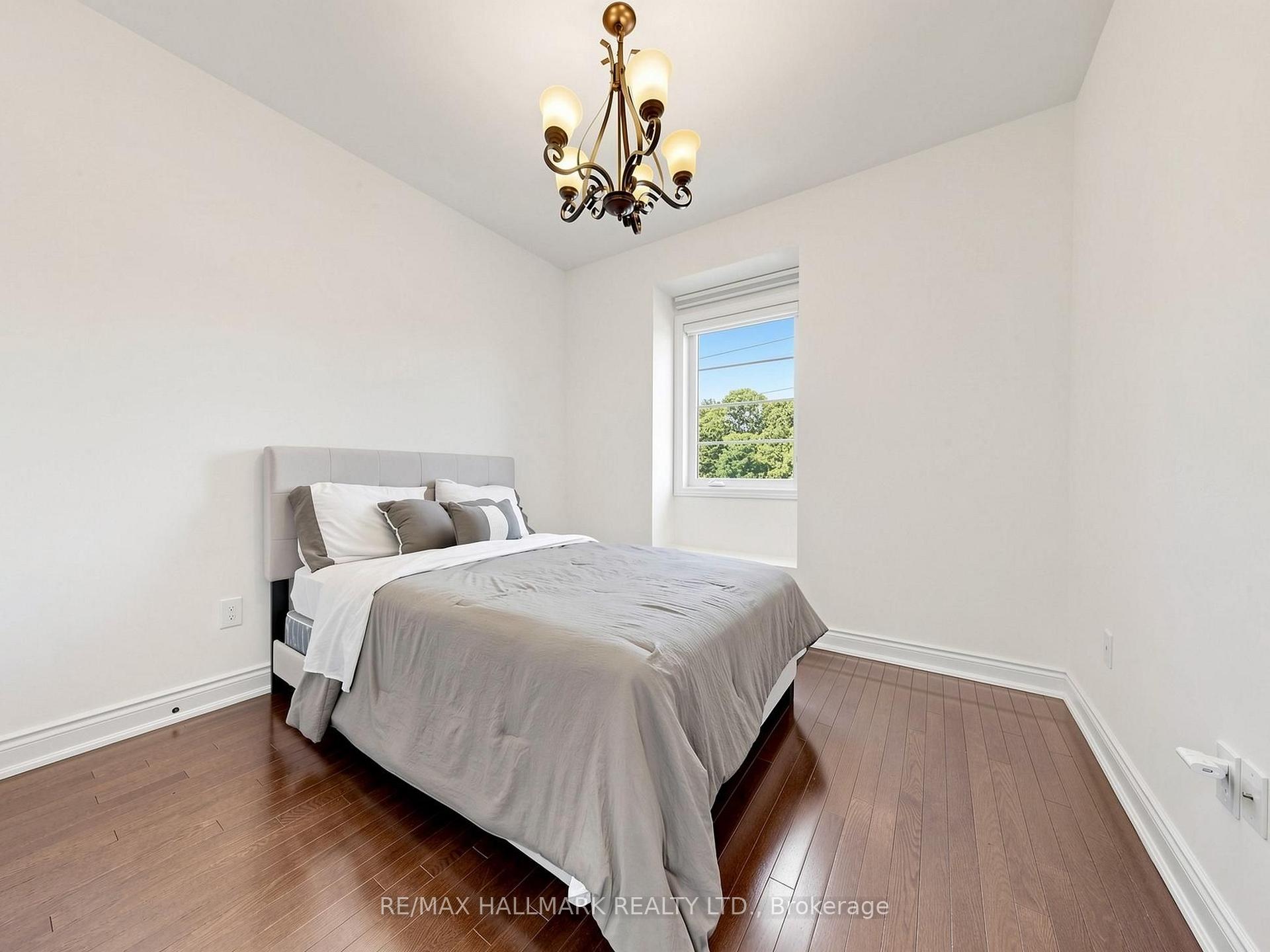 Photo 27 of 8313 Islington Avenue, Vaughan, Islington Woods — HOMEH