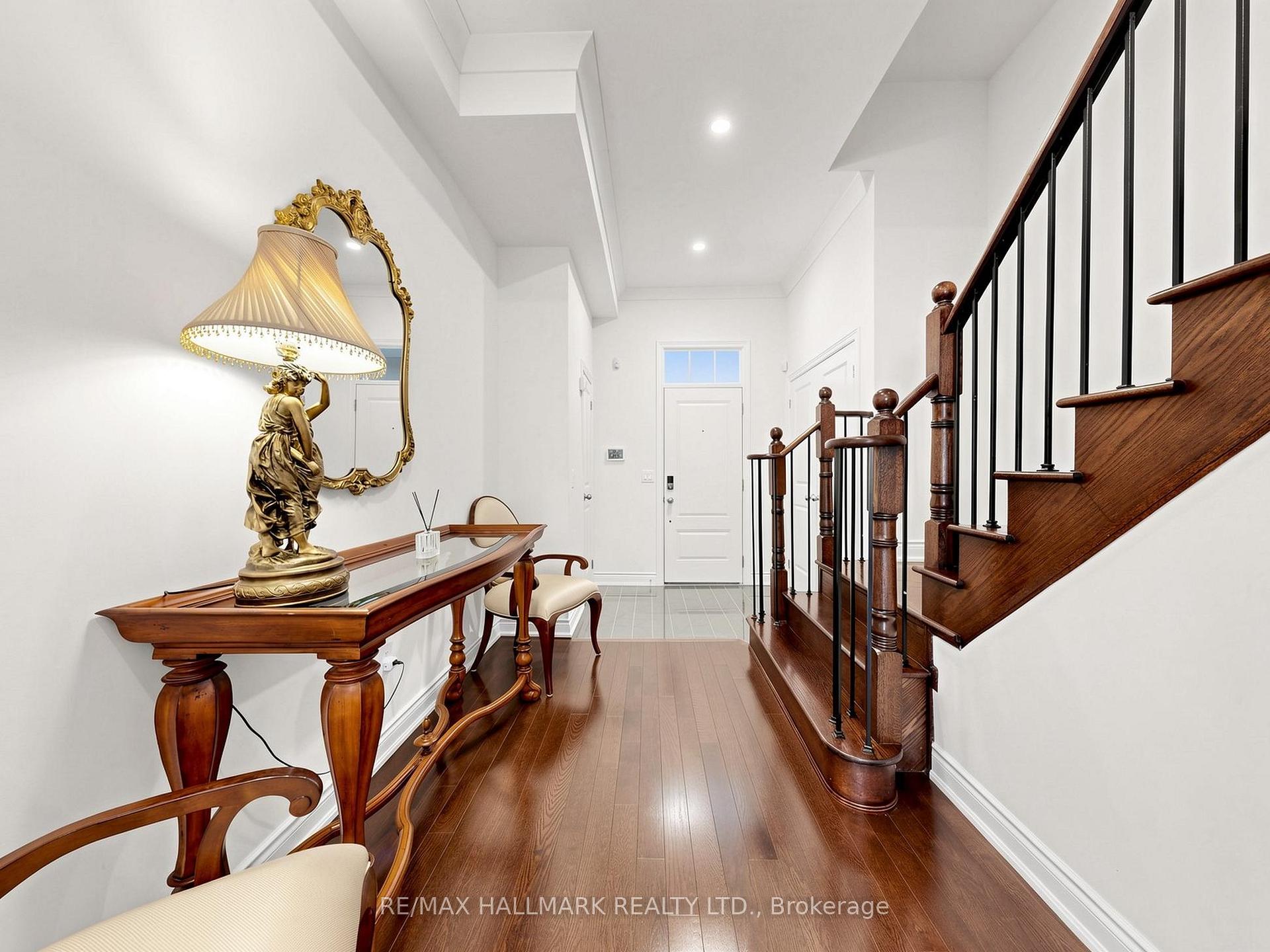 Photo 32 of 8313 Islington Avenue, Vaughan, Islington Woods — HOMEH