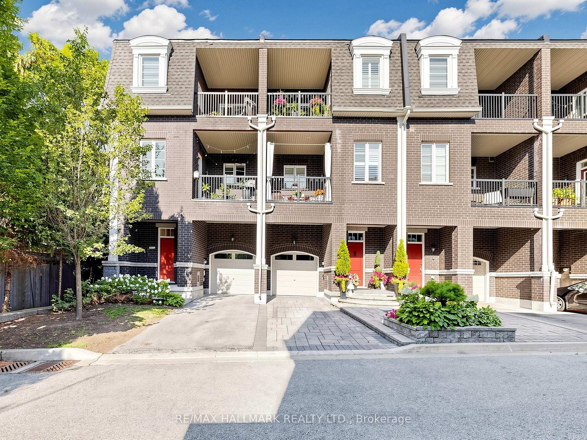 Photo 38 of 8313 Islington Avenue, Vaughan, Islington Woods — HOMEH