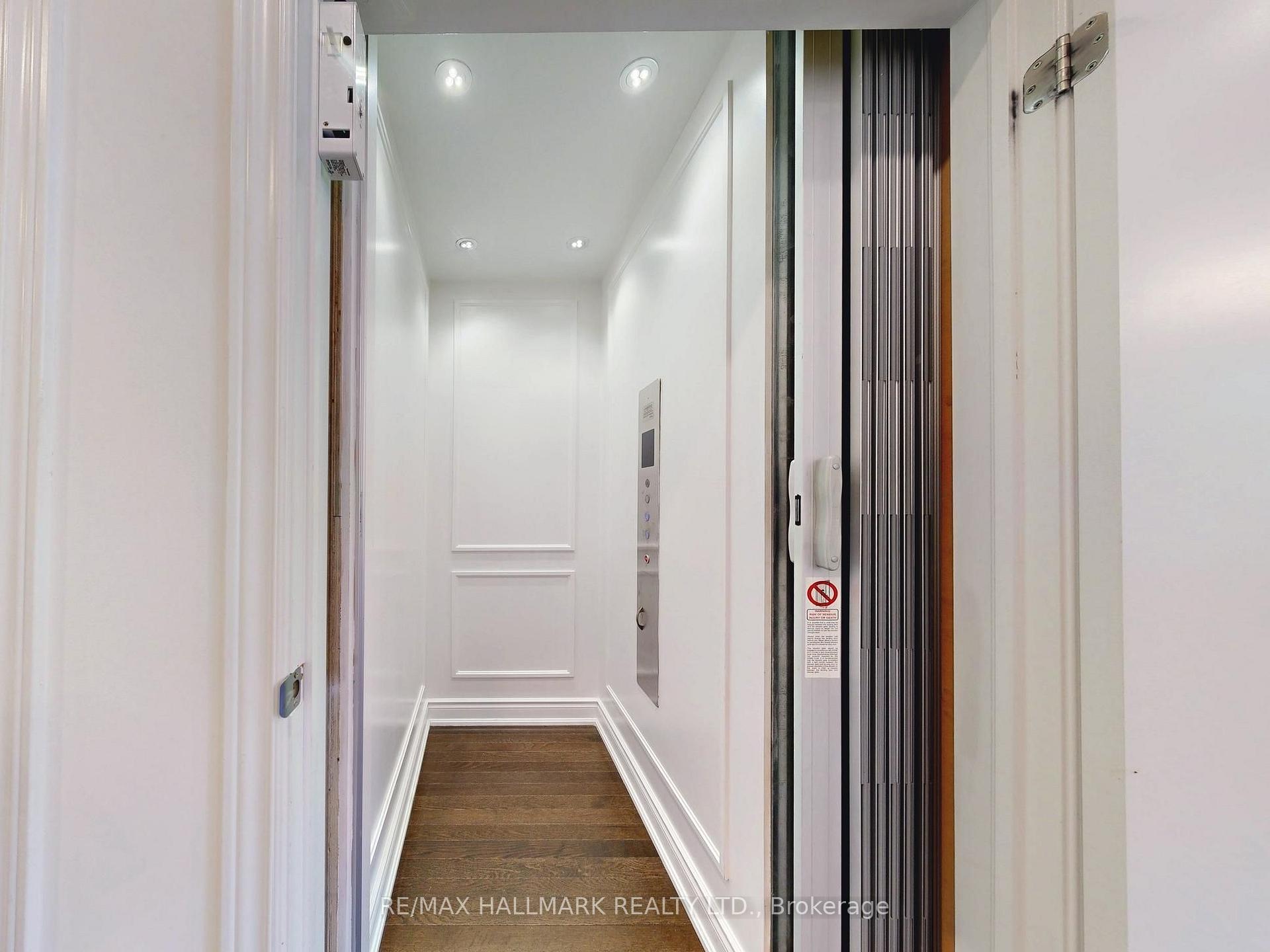 Photo 39 of 8313 Islington Avenue, Vaughan, Islington Woods — HOMEH