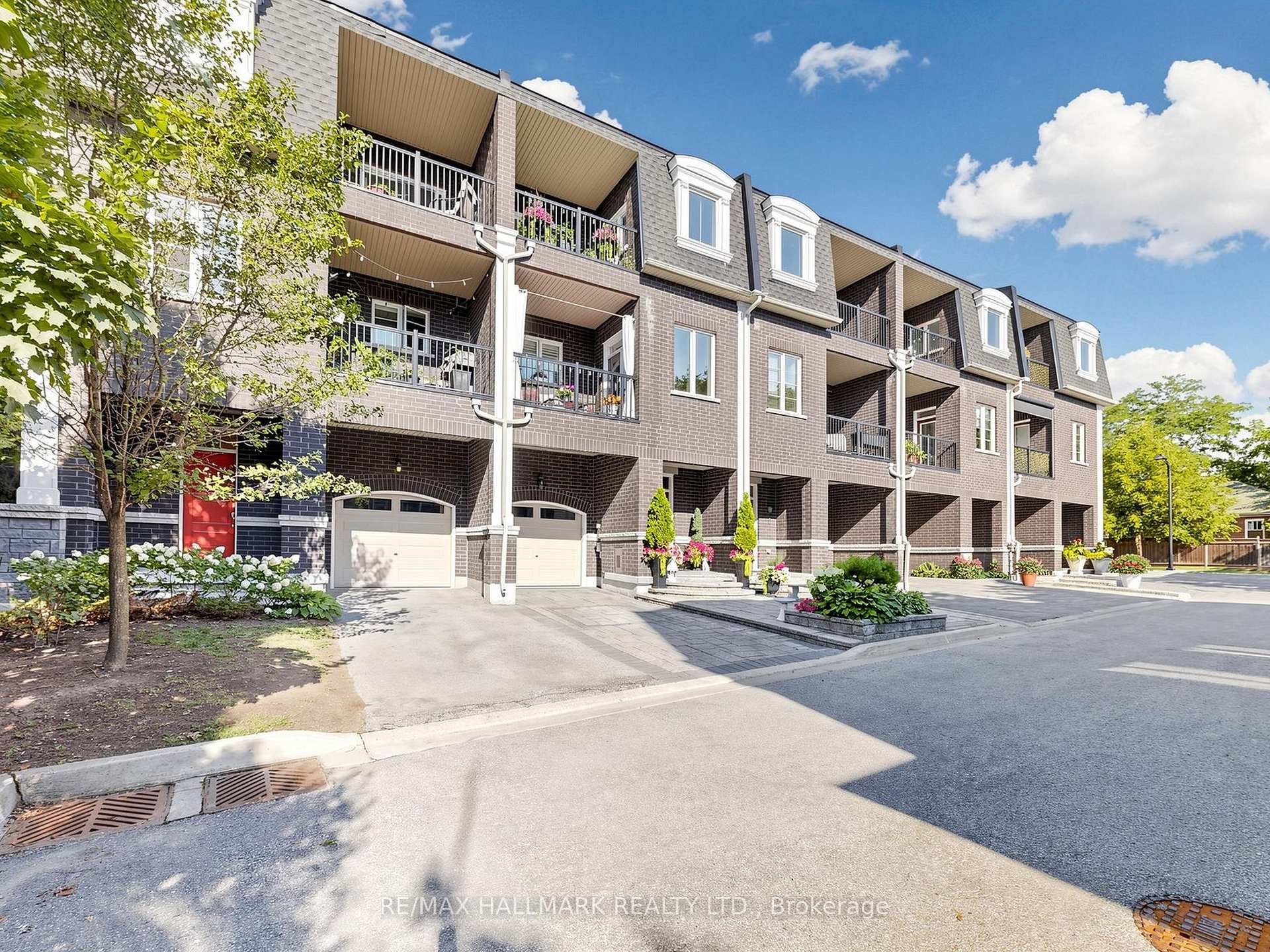 Photo 42 of 8313 Islington Avenue, Vaughan, Islington Woods — HOMEH
